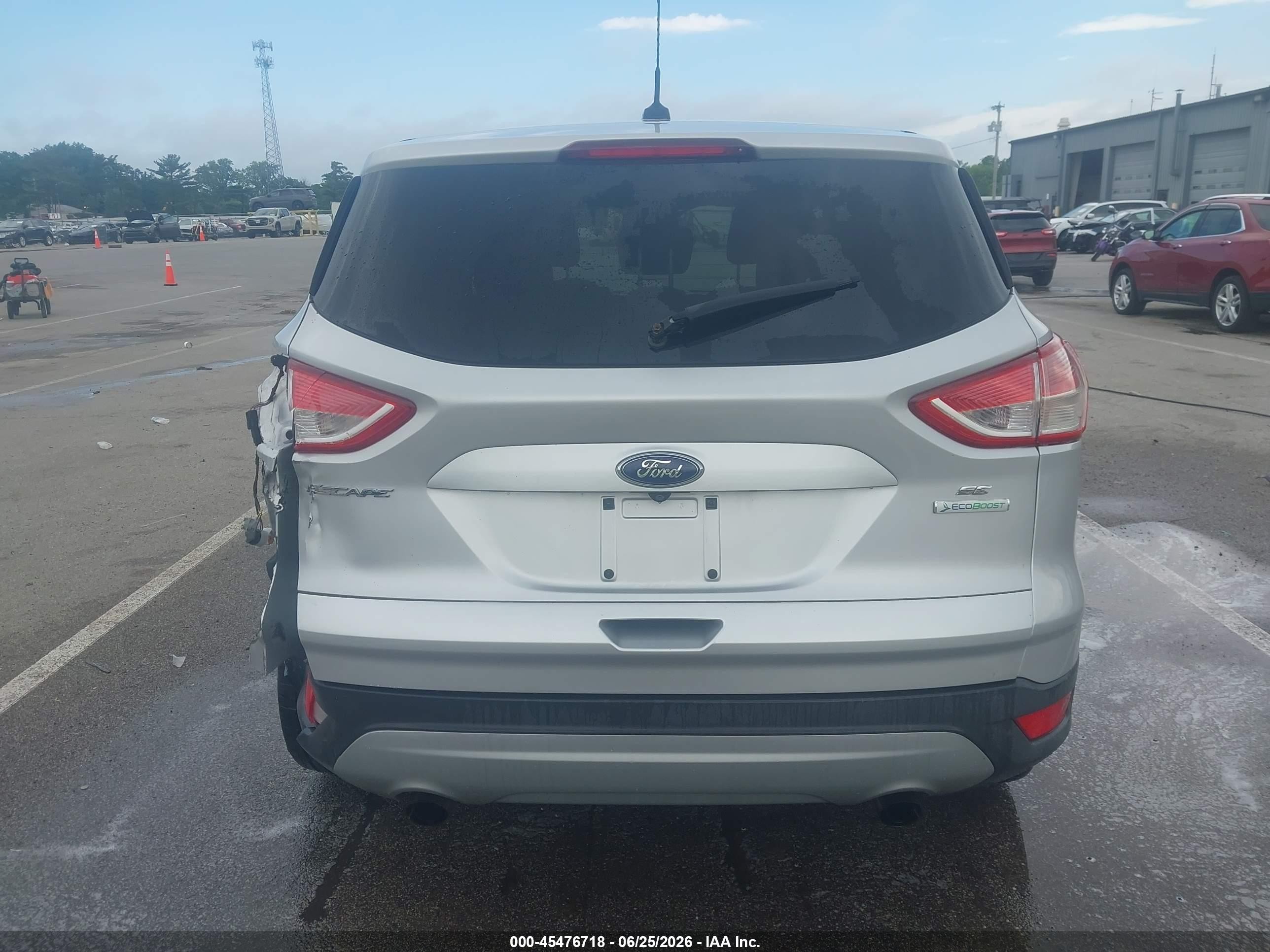 2015 Ford Escape Se Серебряный vin: 1FMCU0GX6FUC21068
