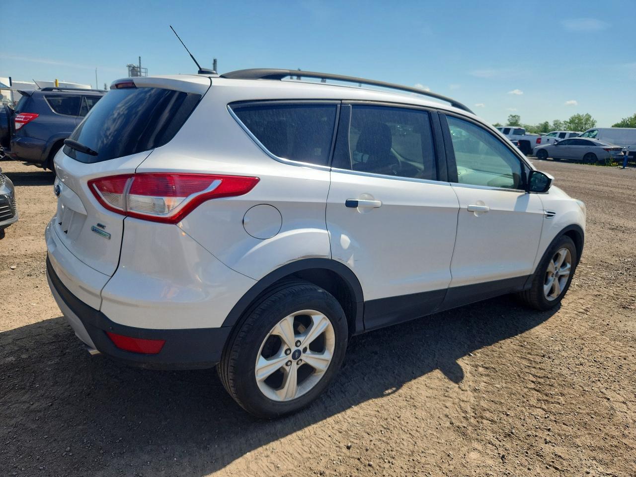 2015 Ford Escape Se Белый vin: 1FMCU0GX6FUC69525