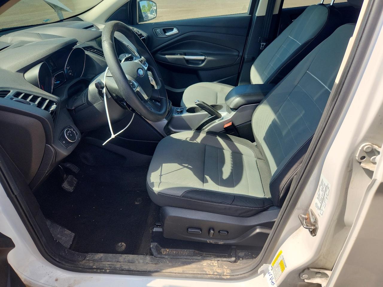 2015 Ford Escape Se Белый vin: 1FMCU0GX6FUC69525