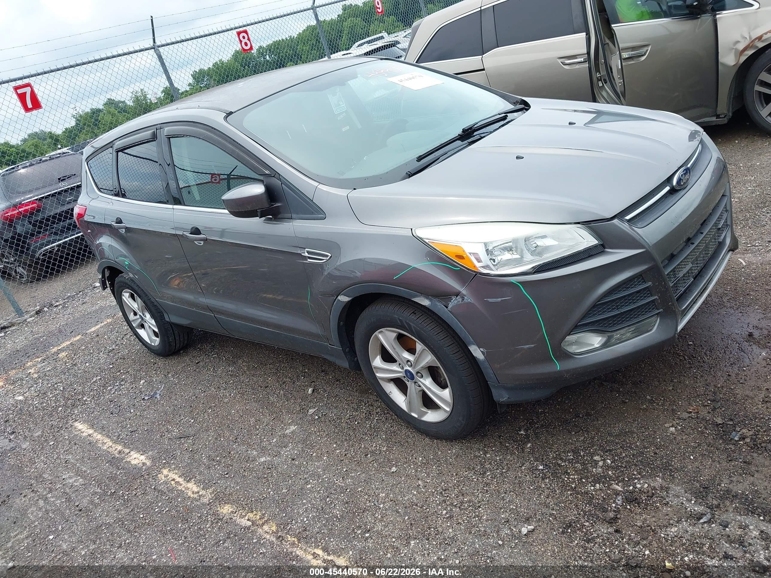 2013 Ford Escape Se Gray vin: 1FMCU0GX7DUA39733