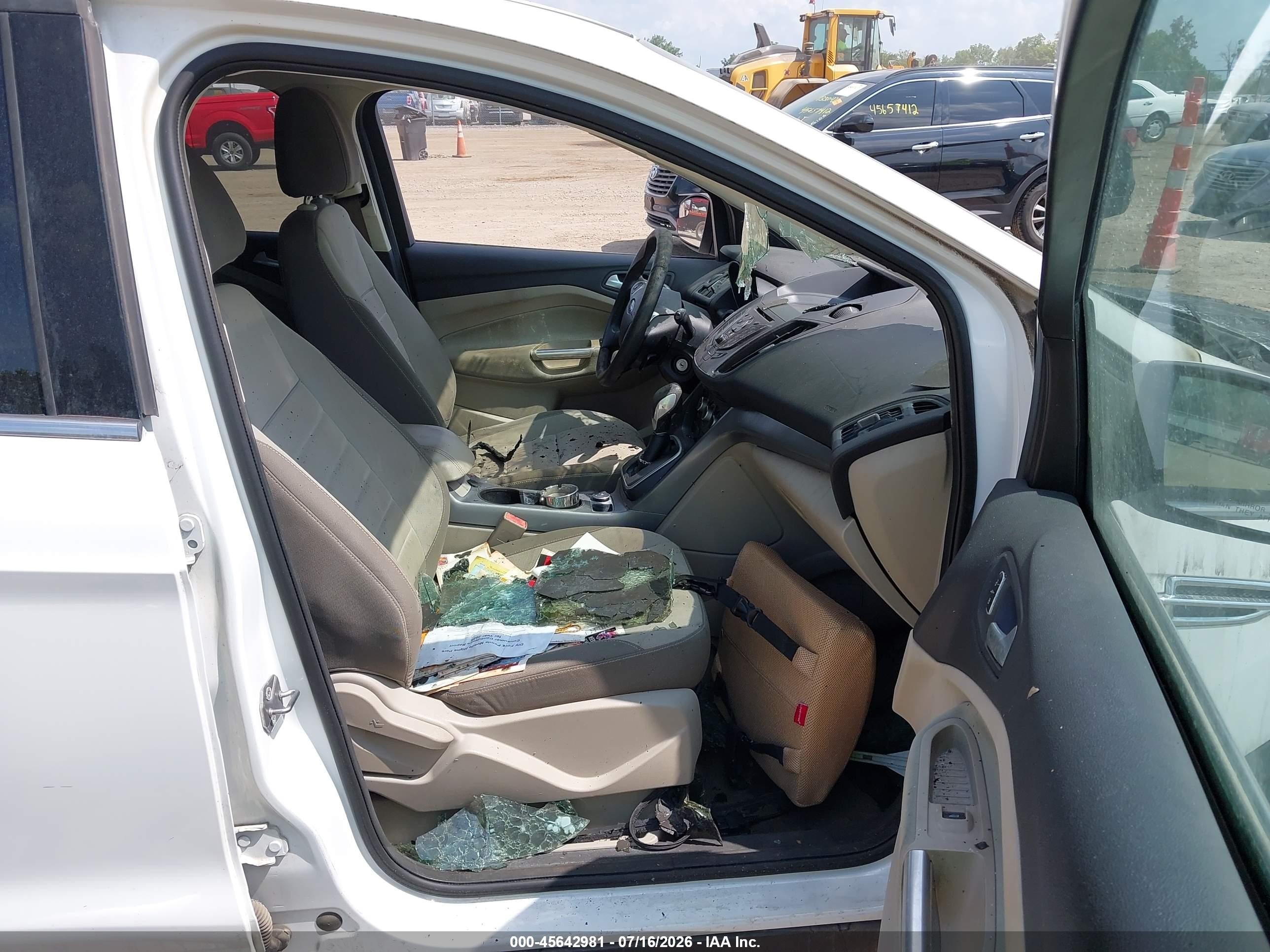 2013 Ford Escape Se White vin: 1FMCU0GX7DUA73977