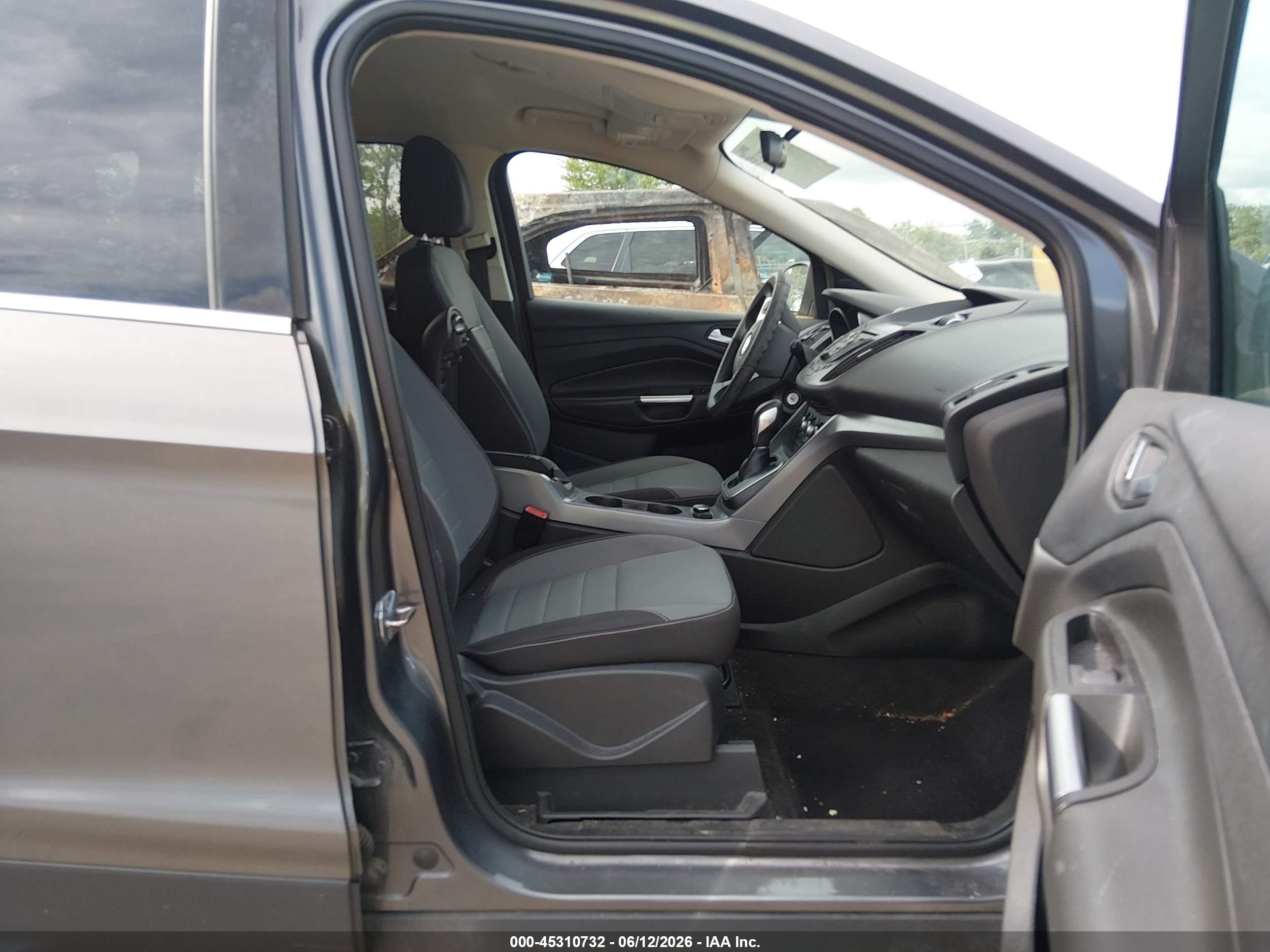 2013 Ford Escape Se Gray vin: 1FMCU0GX7DUB92242
