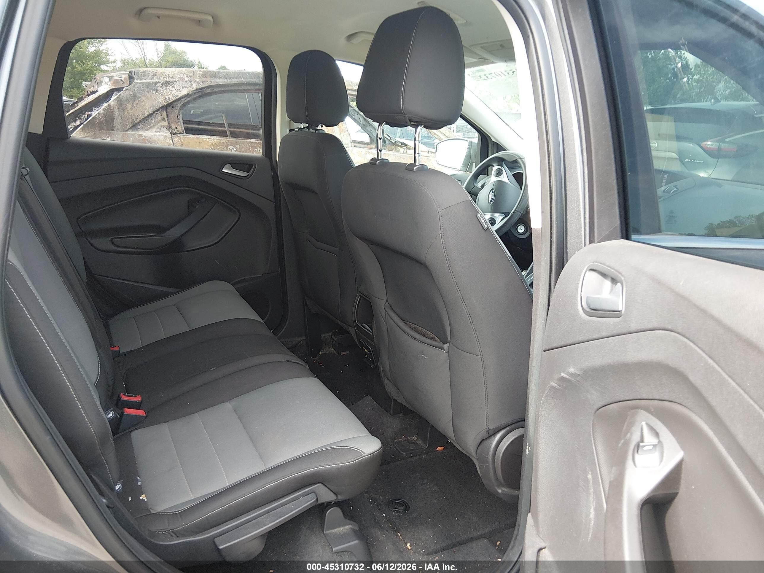 2013 Ford Escape Se Gray vin: 1FMCU0GX7DUB92242