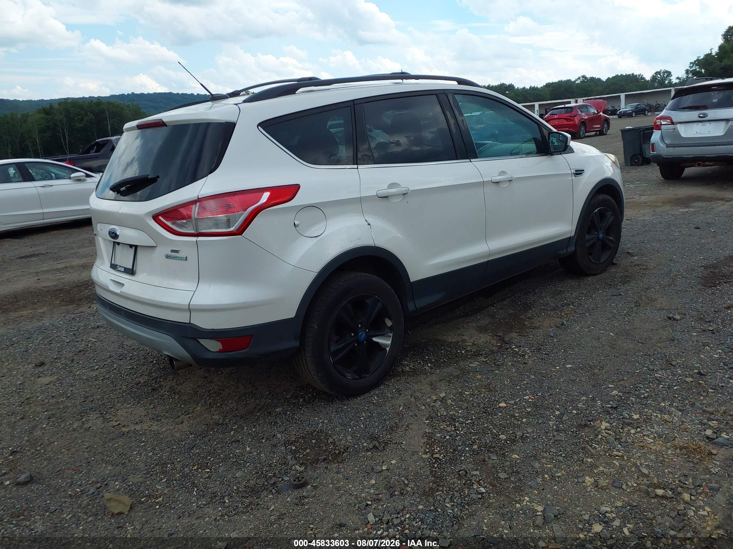 2013 Ford Escape Se White vin: 1FMCU0GX7DUC30858