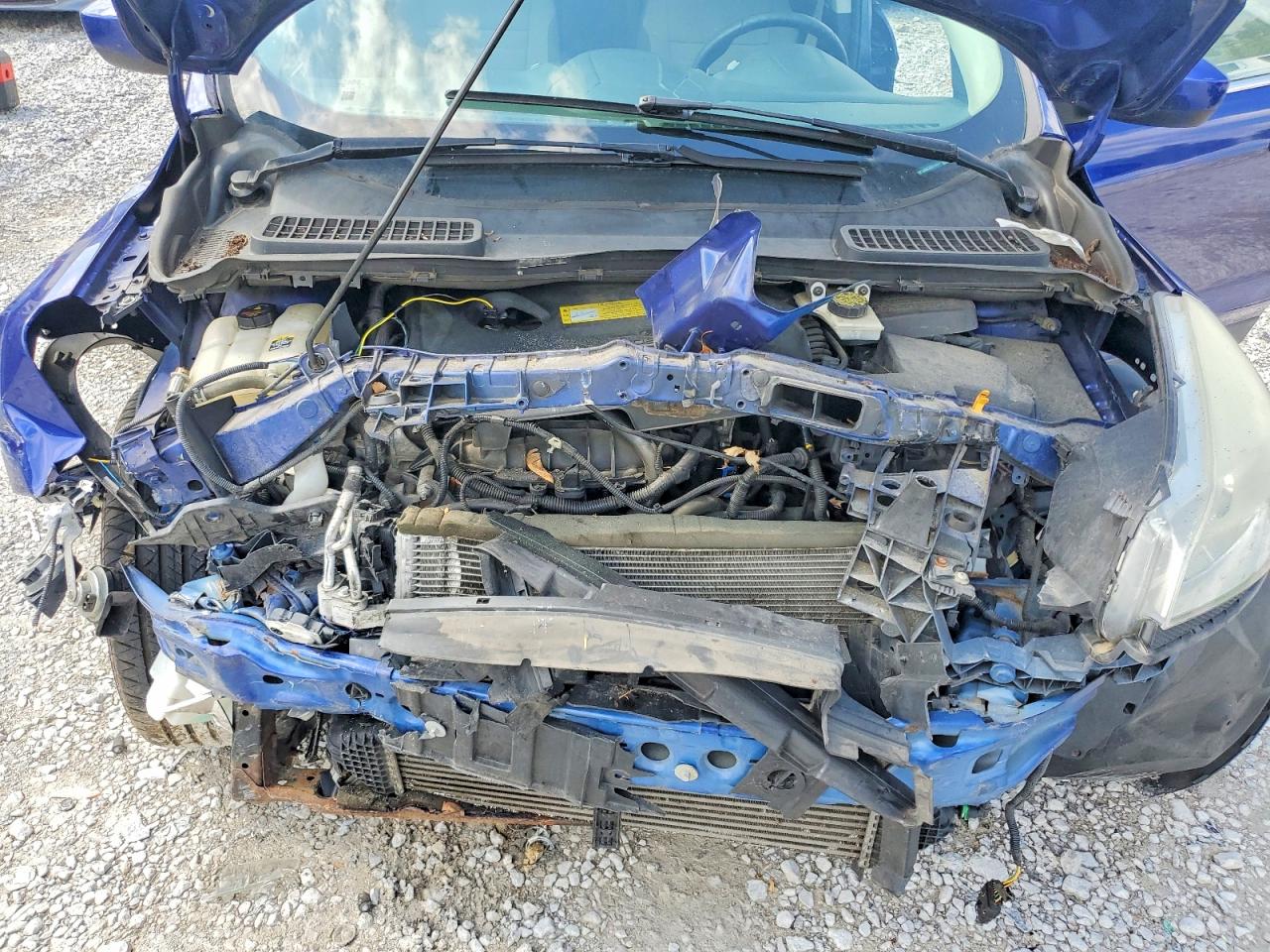2013 Ford Escape Se Синий vin: 1FMCU0GX7DUC43514