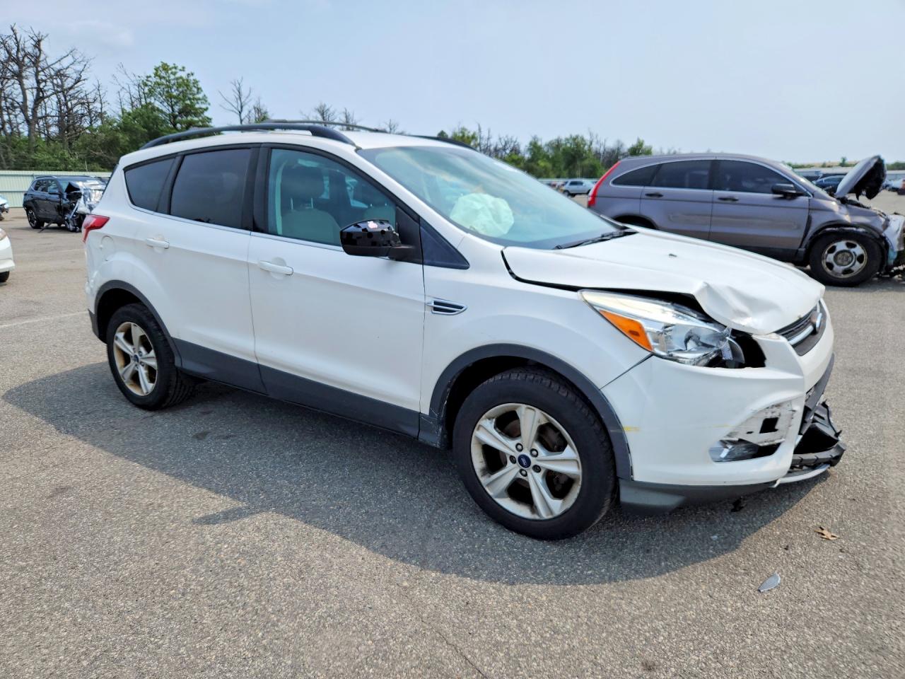 2013 Ford Escape Se White vin: 1FMCU0GX7DUC66212