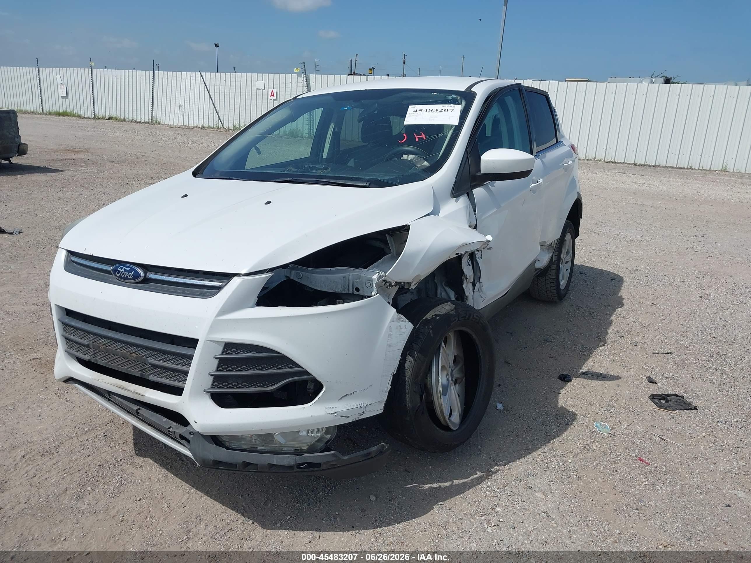 2014 Ford Escape Se White vin: 1FMCU0GX7EUB10110