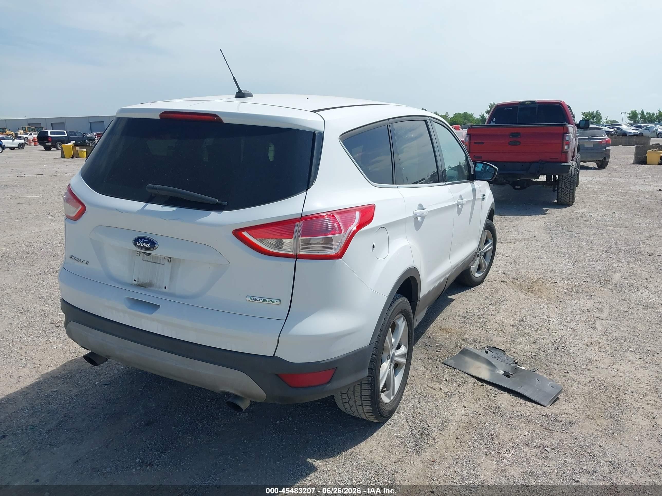 2014 Ford Escape Se White vin: 1FMCU0GX7EUB10110