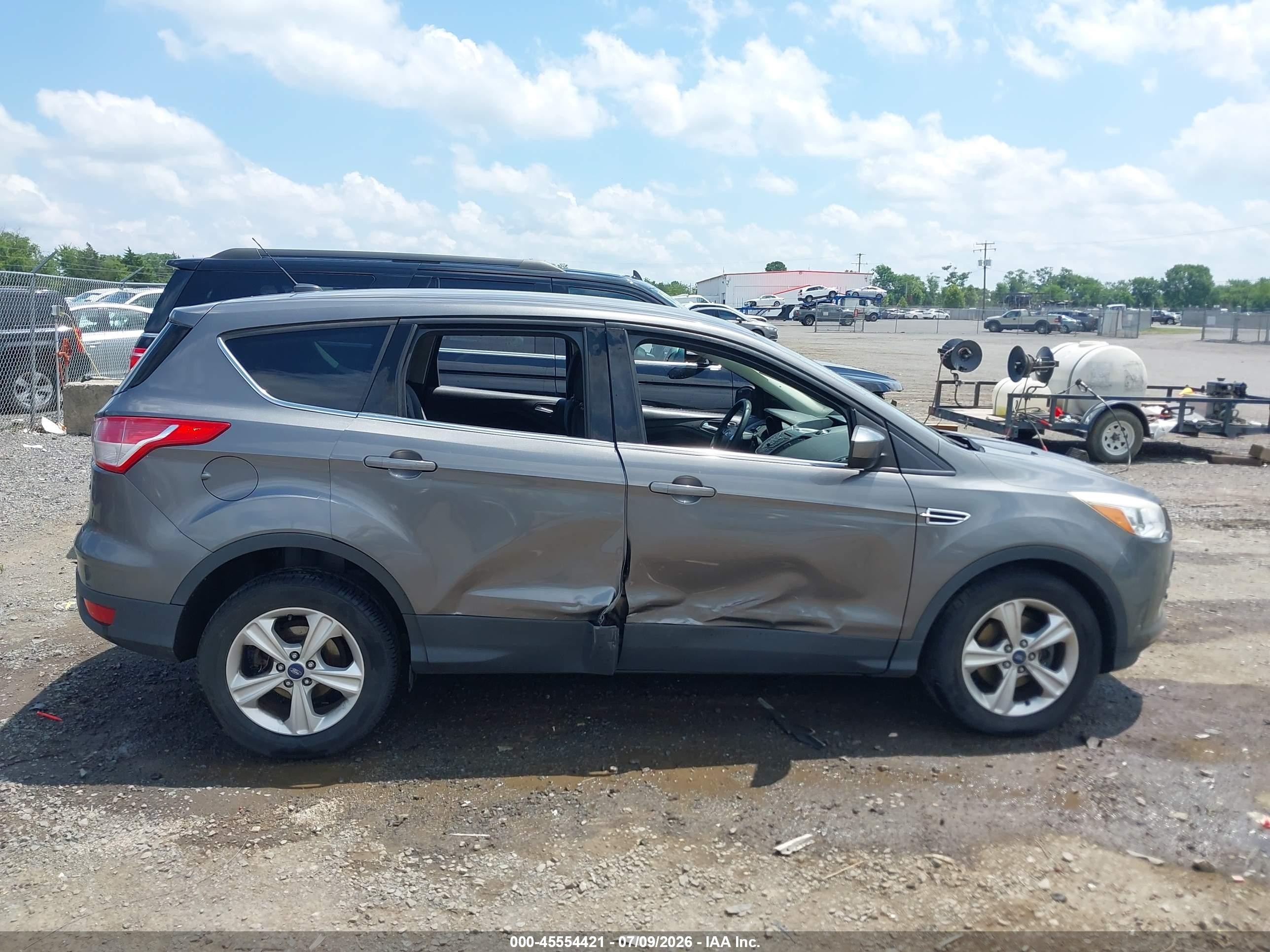 2014 Ford Escape Se Gray vin: 1FMCU0GX7EUB13640
