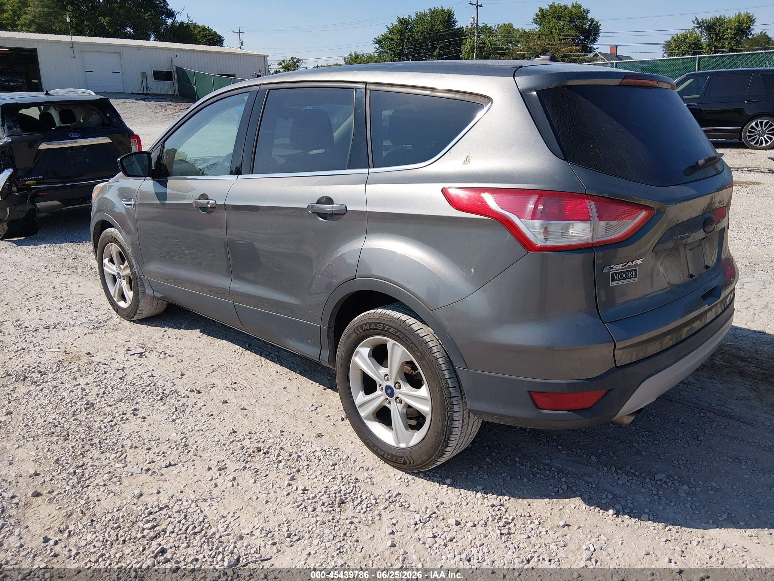 2014 Ford Escape Se Серый vin: 1FMCU0GX7EUC51226