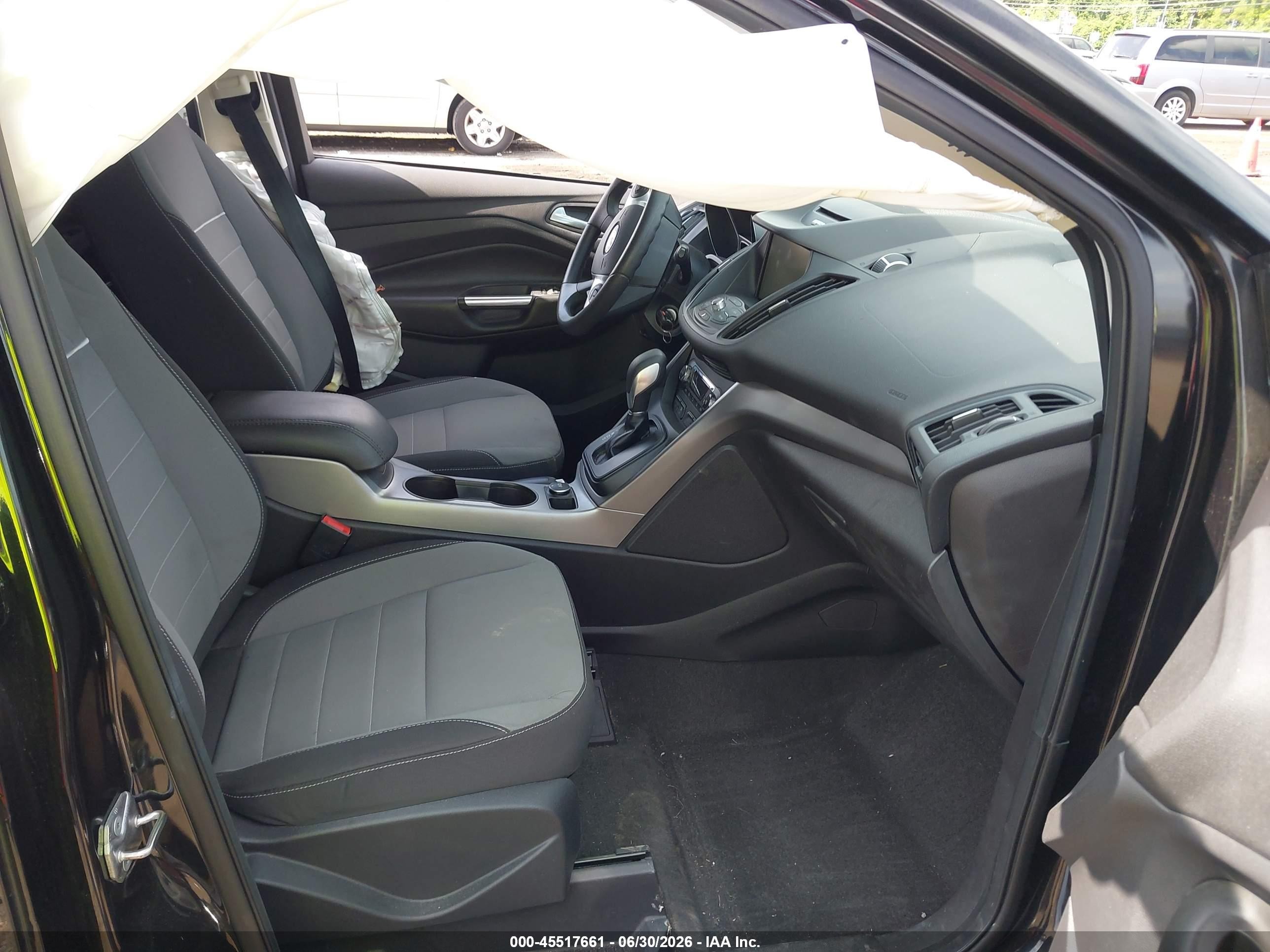 2014 Ford Escape Se Черный vin: 1FMCU0GX7EUC83030