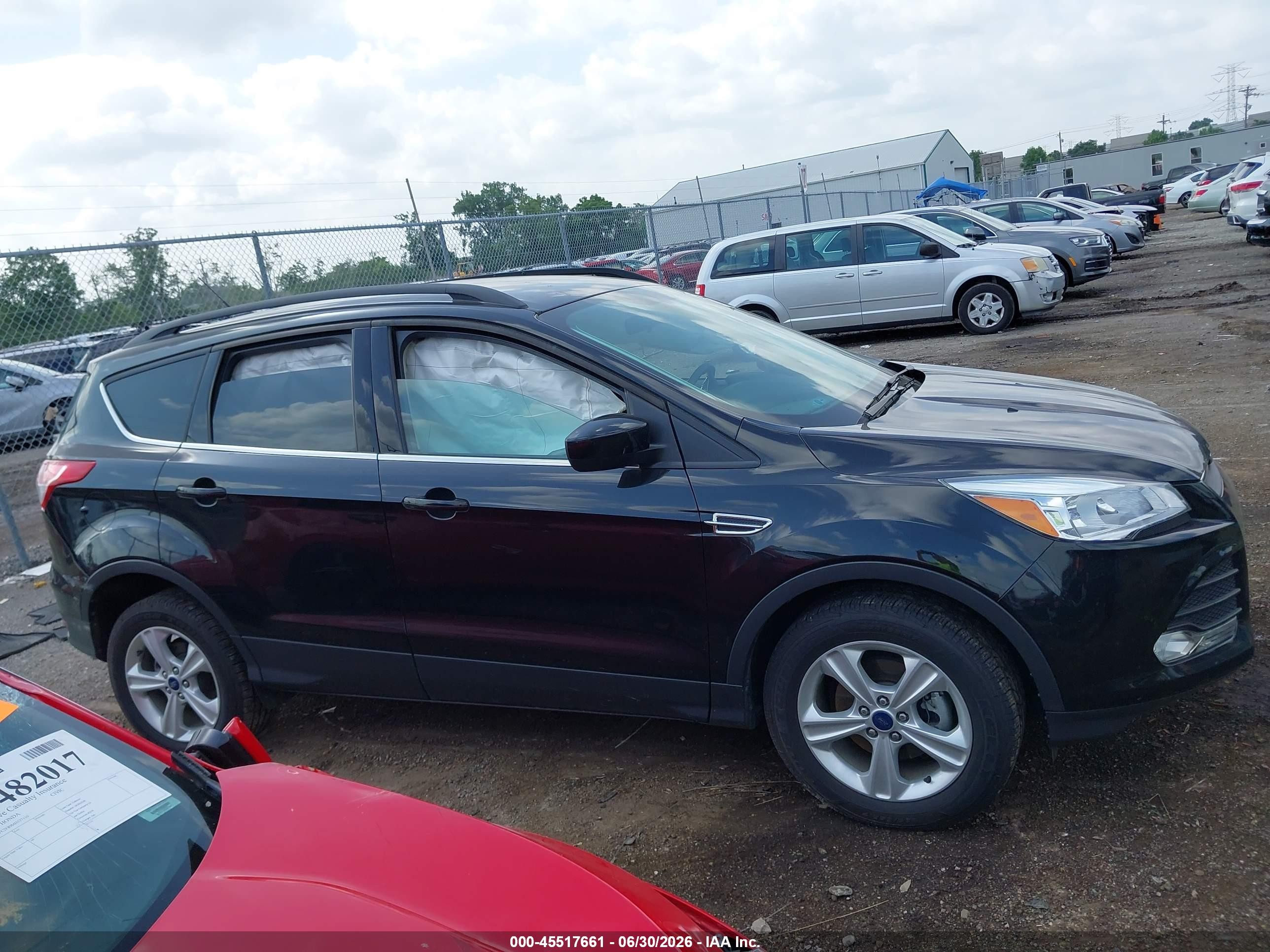 2014 Ford Escape Se Черный vin: 1FMCU0GX7EUC83030