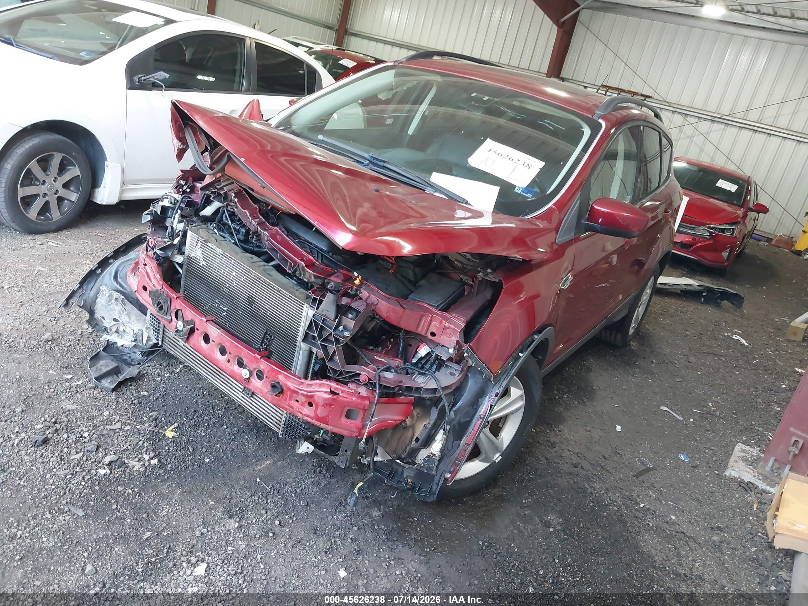 2014 Ford Escape Se Красный vin: 1FMCU0GX7EUD49172