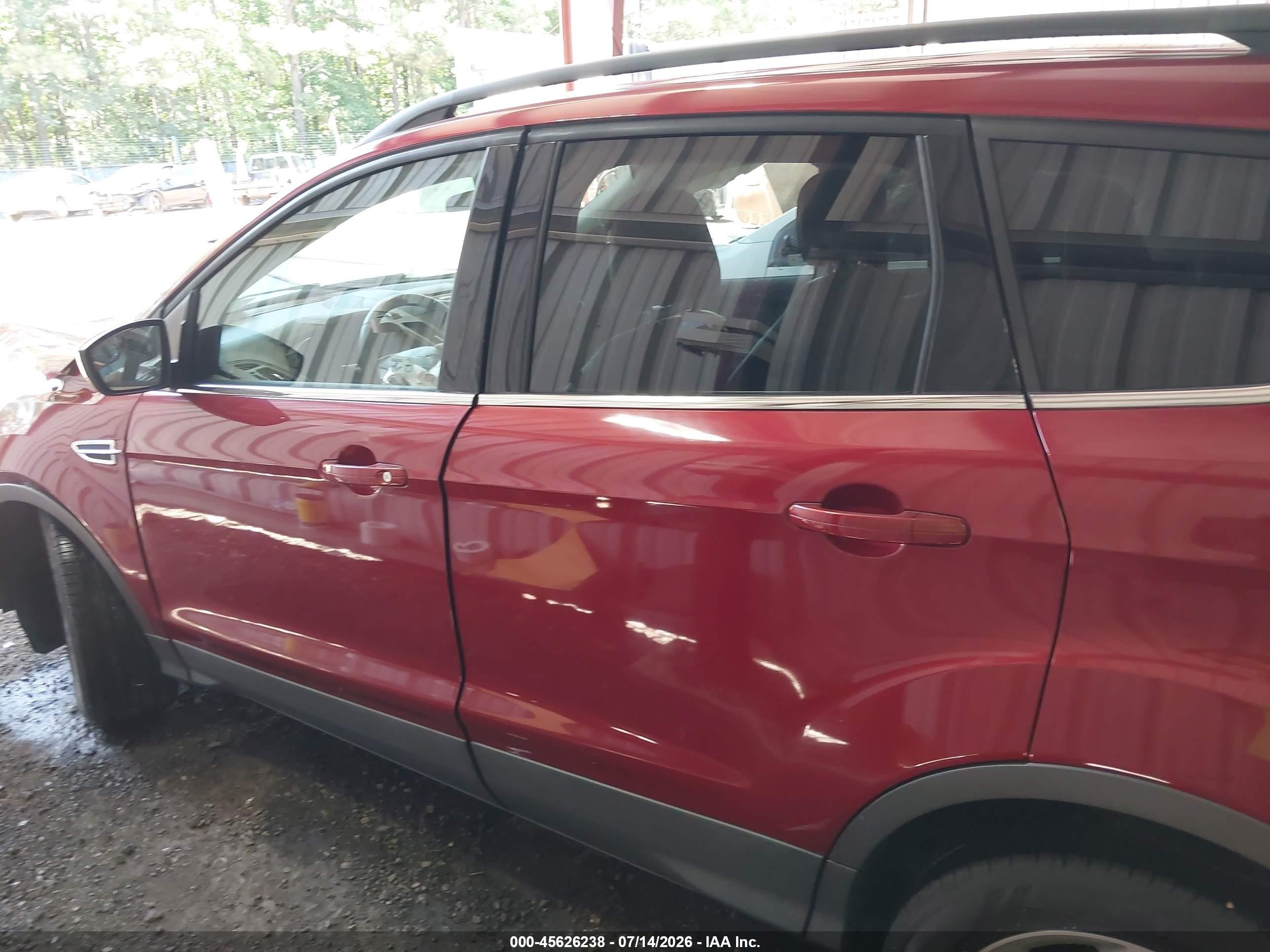 2014 Ford Escape Se Красный vin: 1FMCU0GX7EUD49172