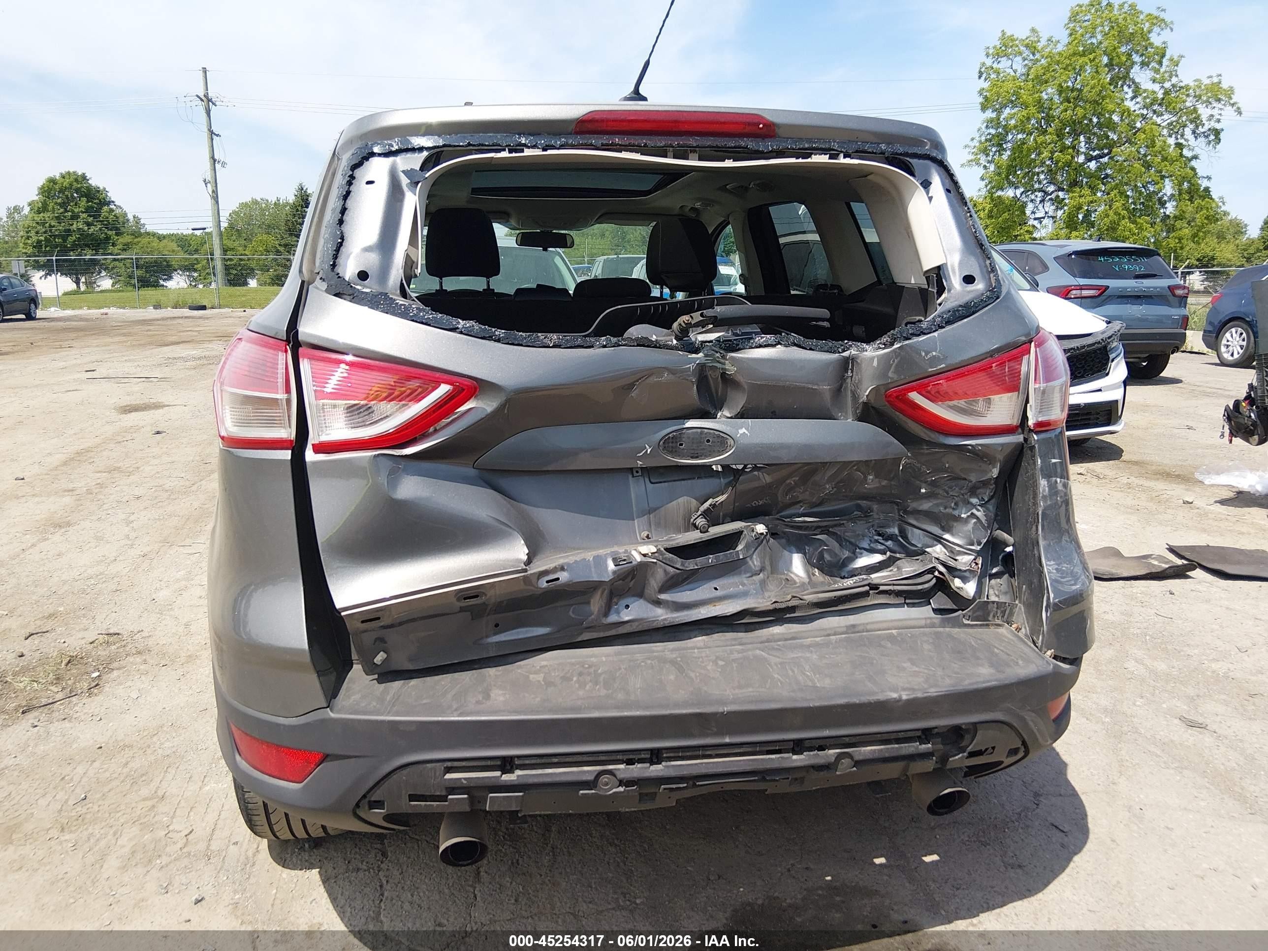 2014 Ford Escape Se Gray vin: 1FMCU0GX7EUD57546