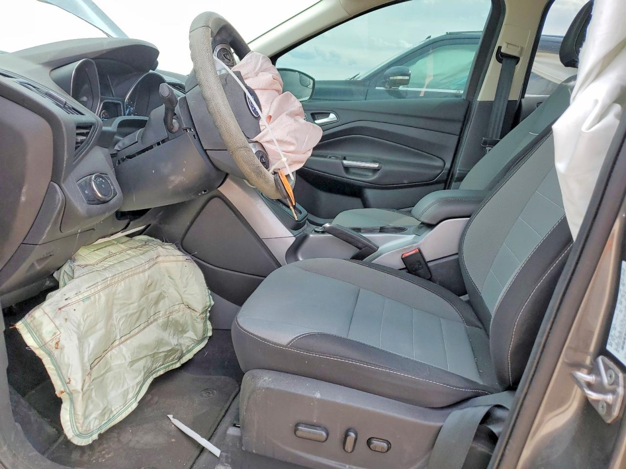 2014 Ford Escape Se Серый vin: 1FMCU0GX7EUD58292