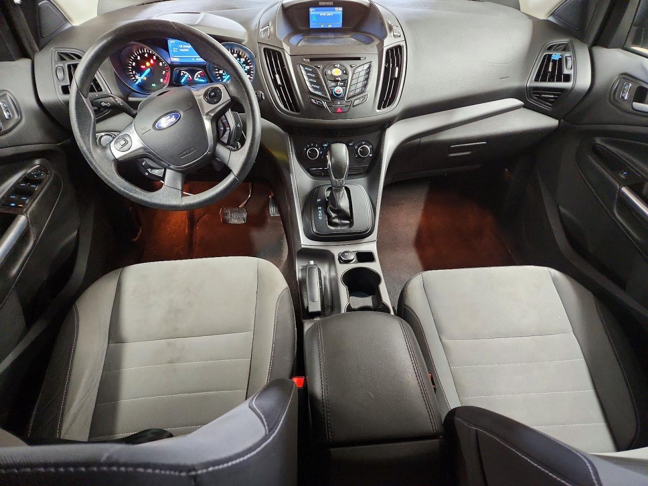 2014 Ford Escape Se Черный vin: 1FMCU0GX7EUD99893