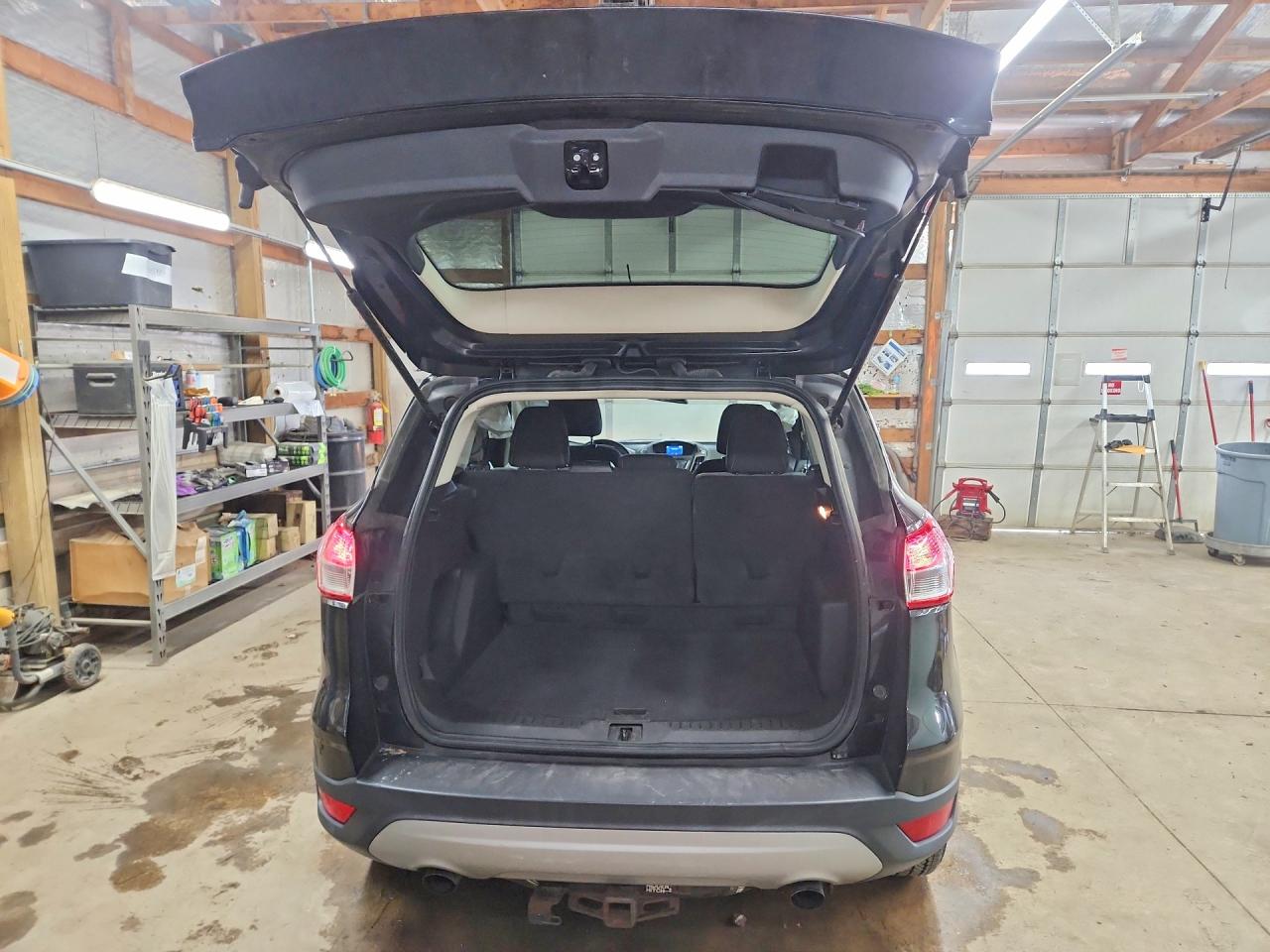 2014 Ford Escape Se Черный vin: 1FMCU0GX7EUD99893