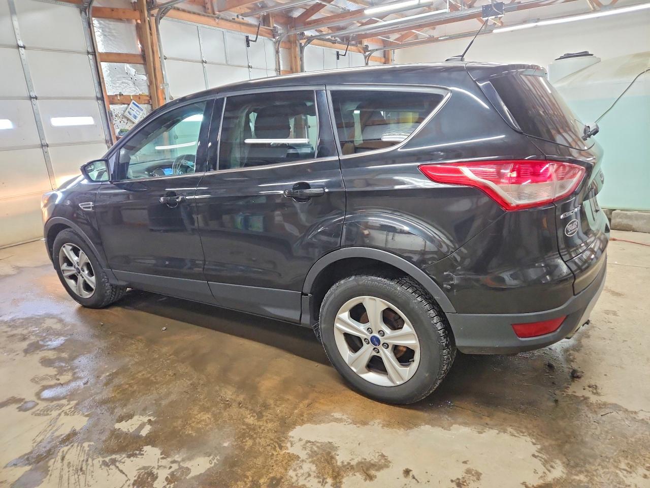 2014 Ford Escape Se Черный vin: 1FMCU0GX7EUD99893