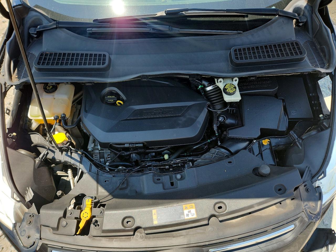 2014 Ford Escape Se Черный vin: 1FMCU0GX7EUE19849