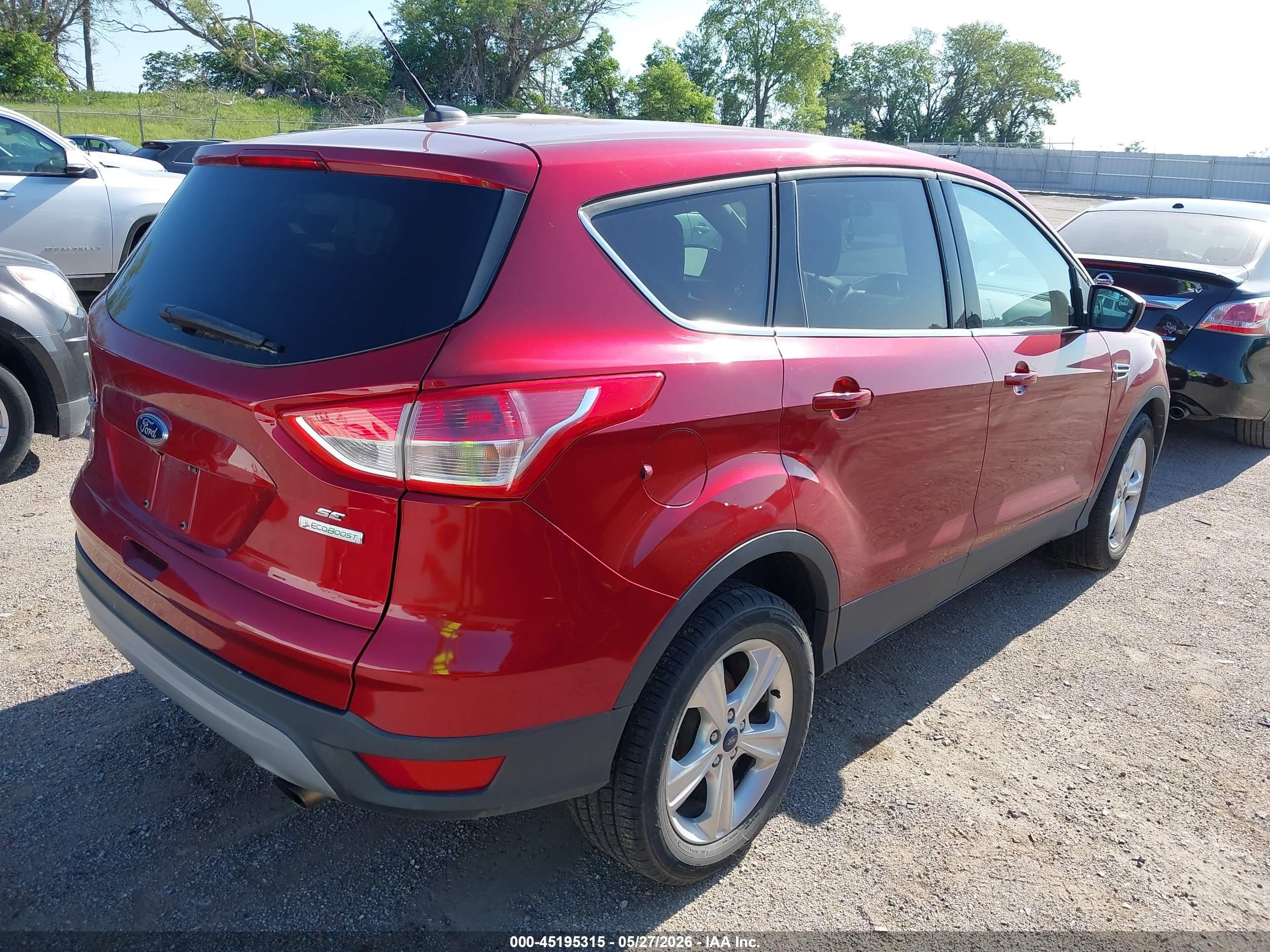 2014 Ford Escape Se Красный vin: 1FMCU0GX7EUE26039