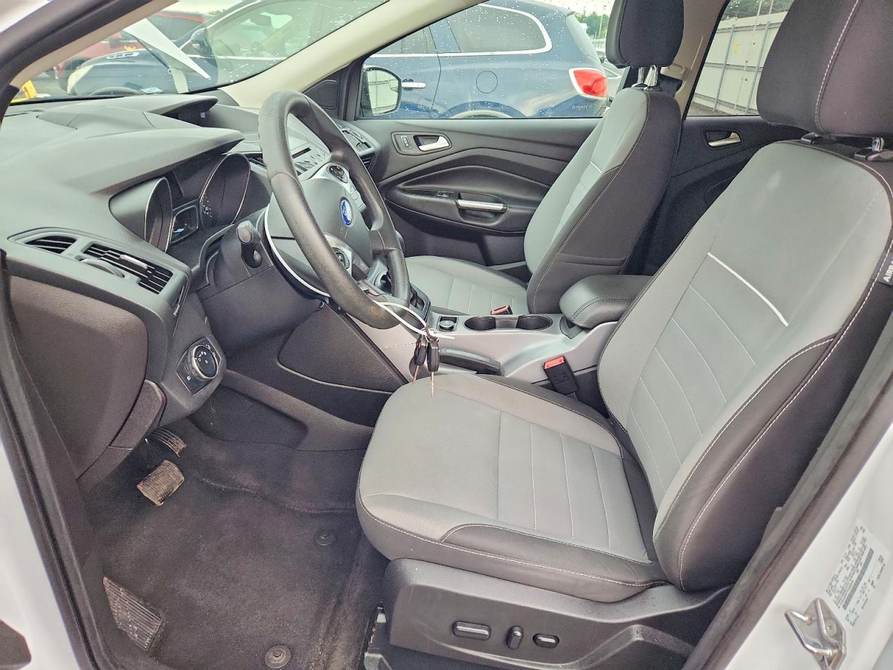 2015 Ford Escape Se White vin: 1FMCU0GX7FUA45518