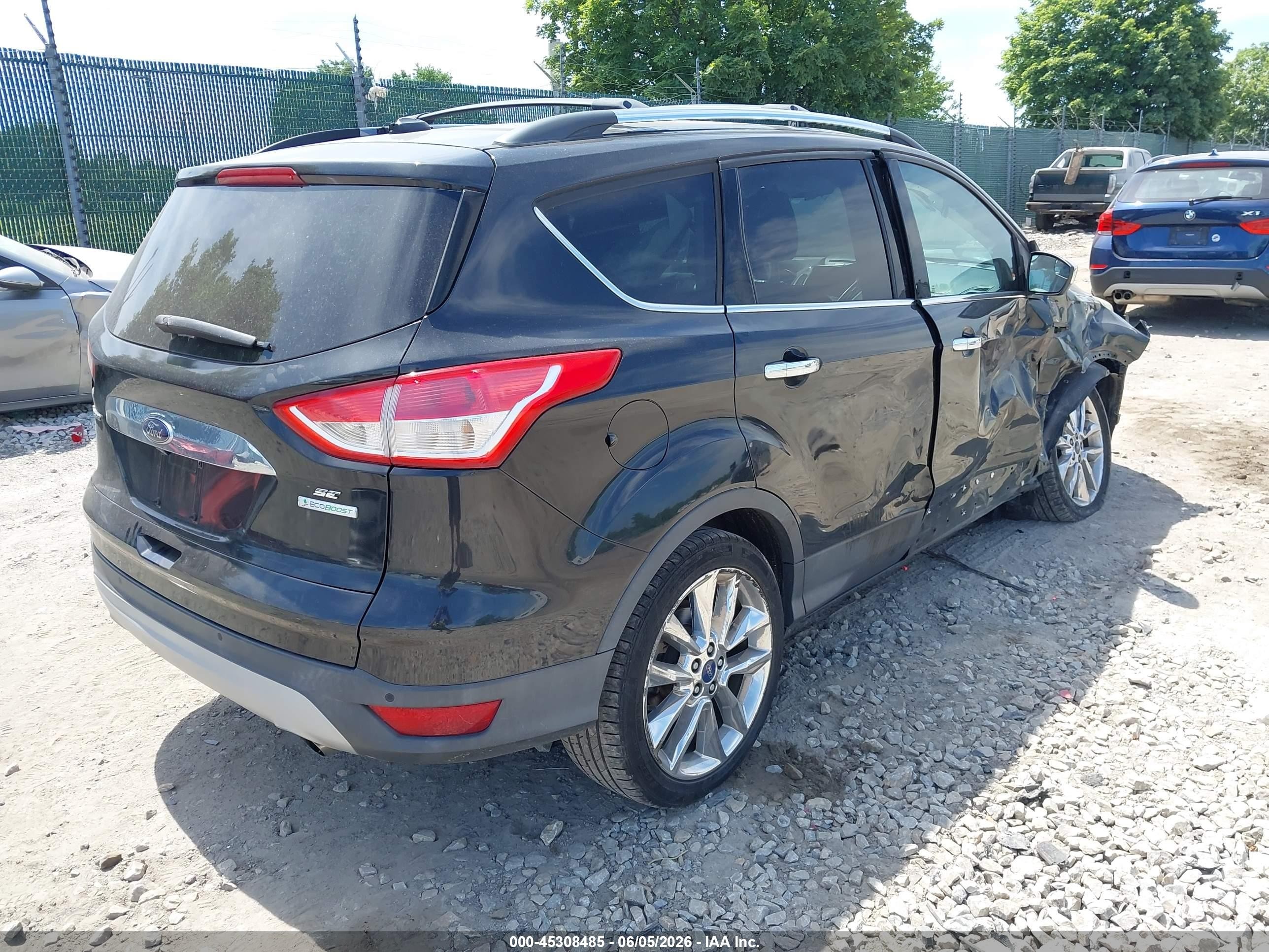 2015 Ford Escape Se Черный vin: 1FMCU0GX7FUB56425