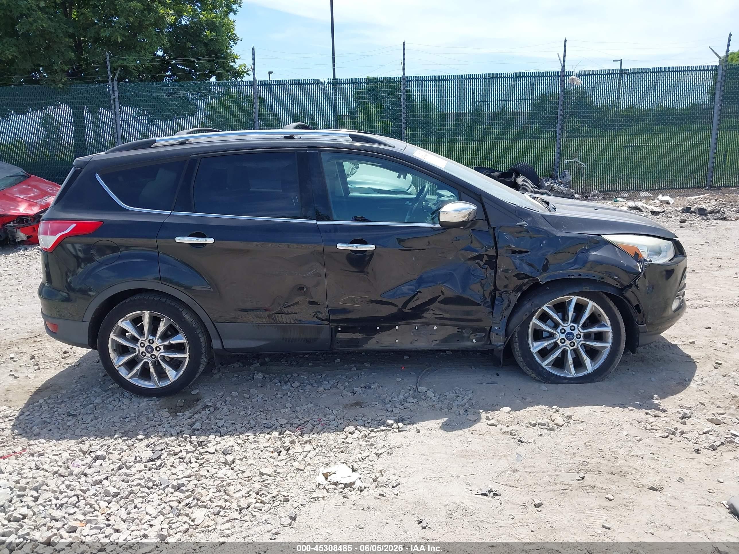 2015 Ford Escape Se Черный vin: 1FMCU0GX7FUB56425