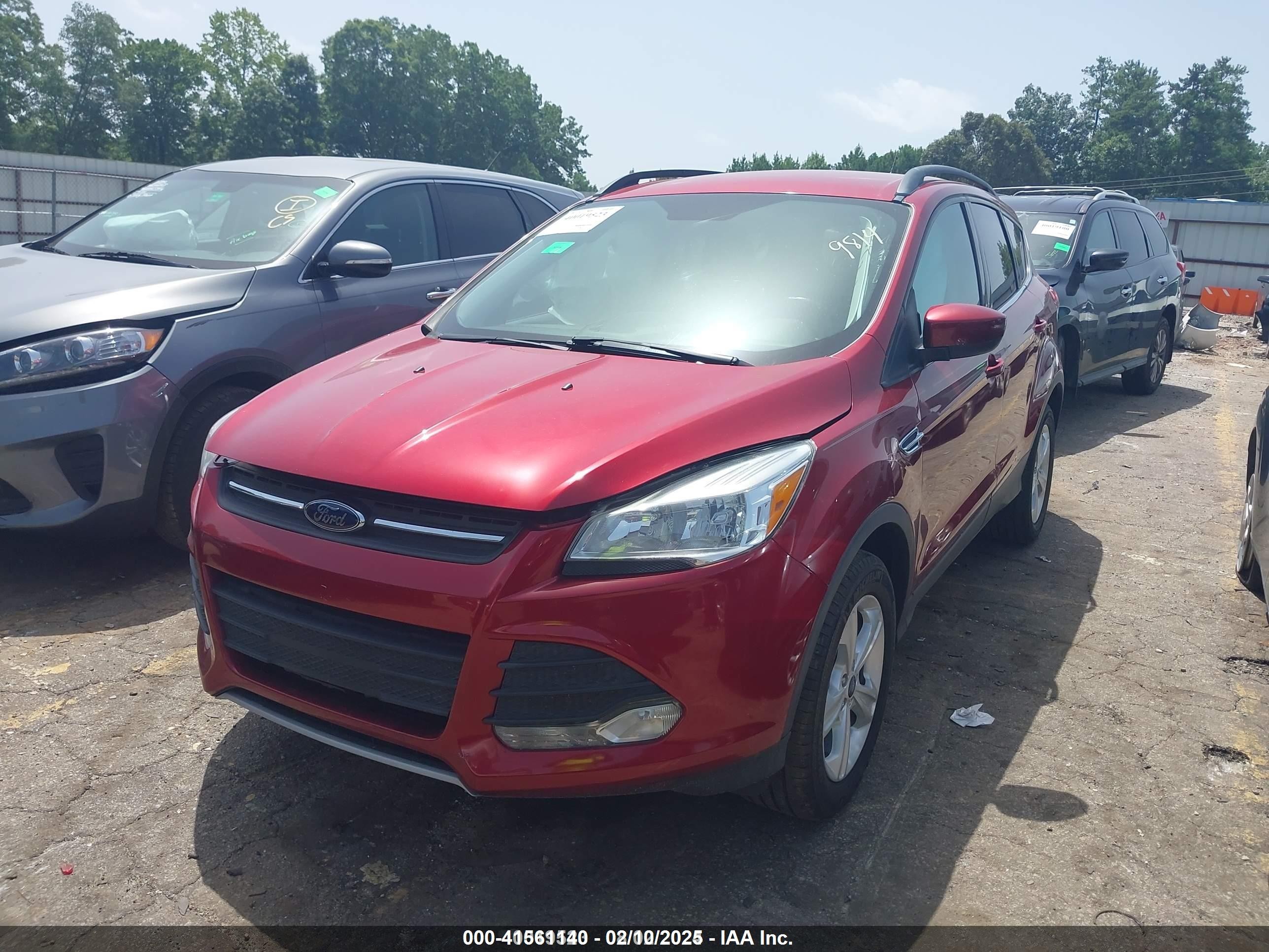 2015 Ford Escape Se Красный vin: 1FMCU0GX7FUB89814