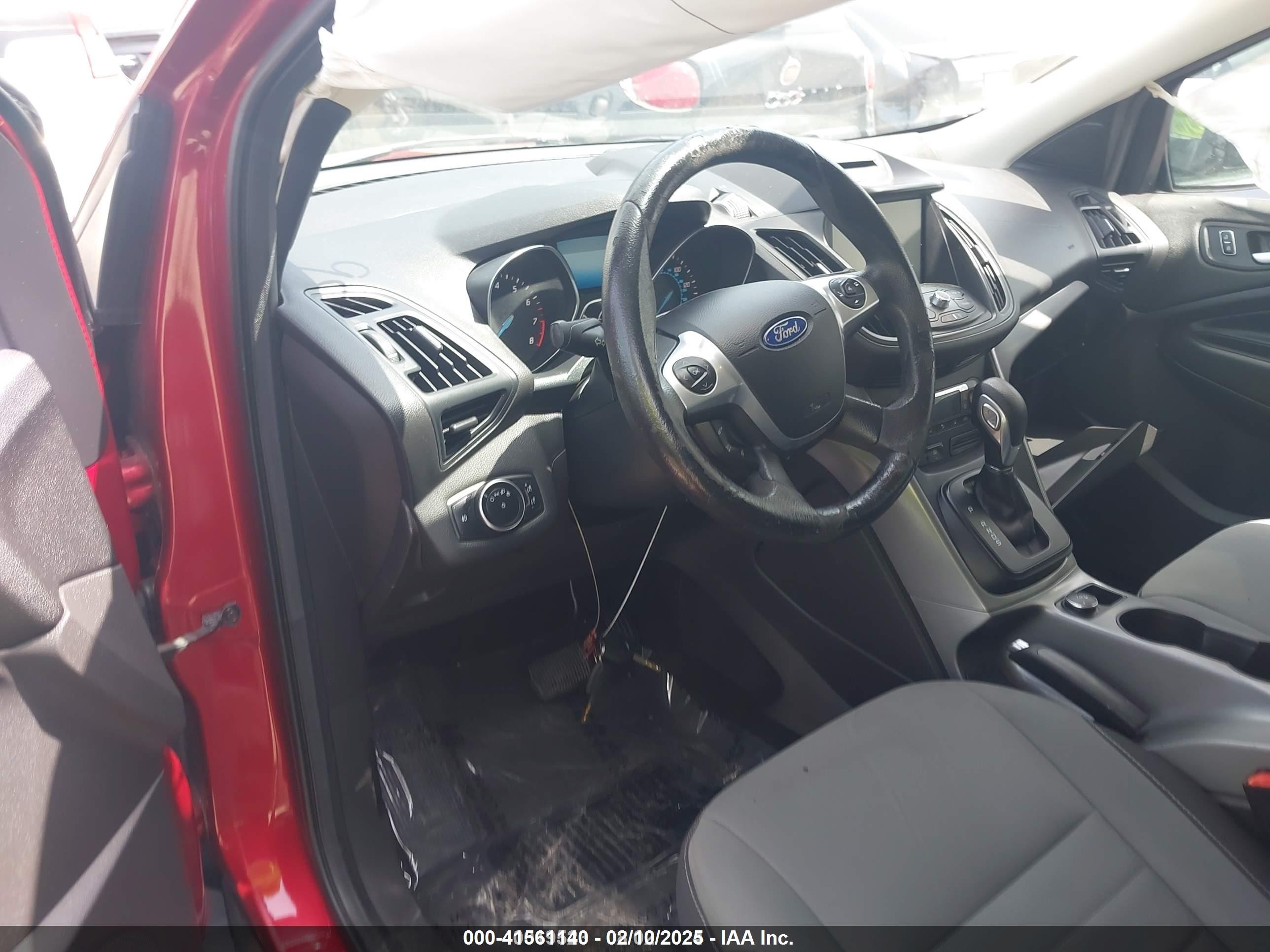 2015 Ford Escape Se Красный vin: 1FMCU0GX7FUB89814
