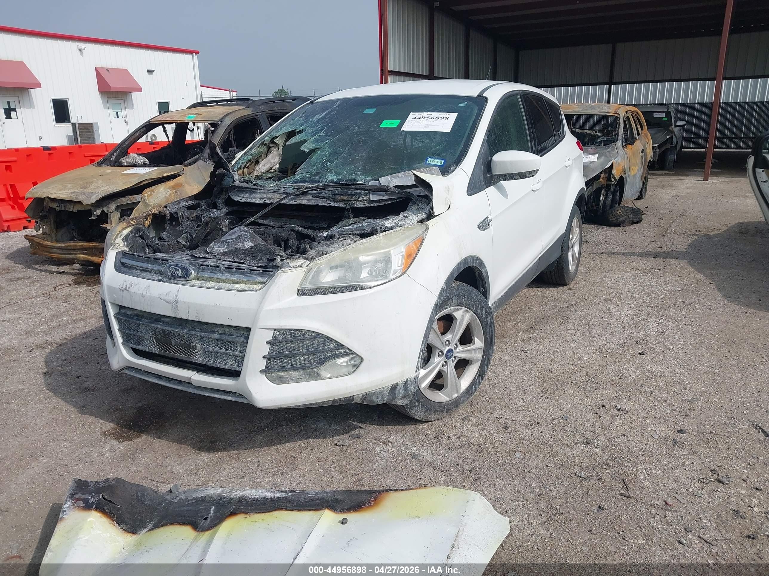 2015 Ford Escape Se White vin: 1FMCU0GX7FUC06045