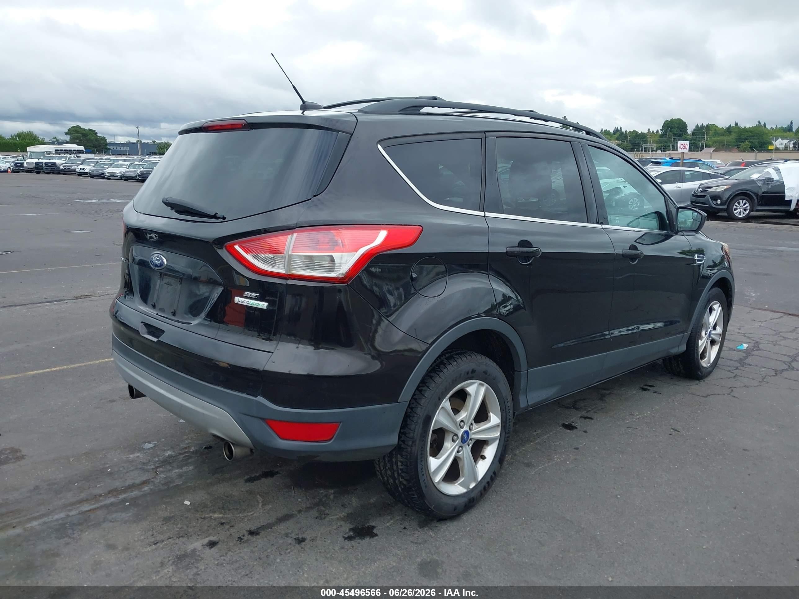 2013 Ford Escape Se Черный vin: 1FMCU0GX8DUA78668