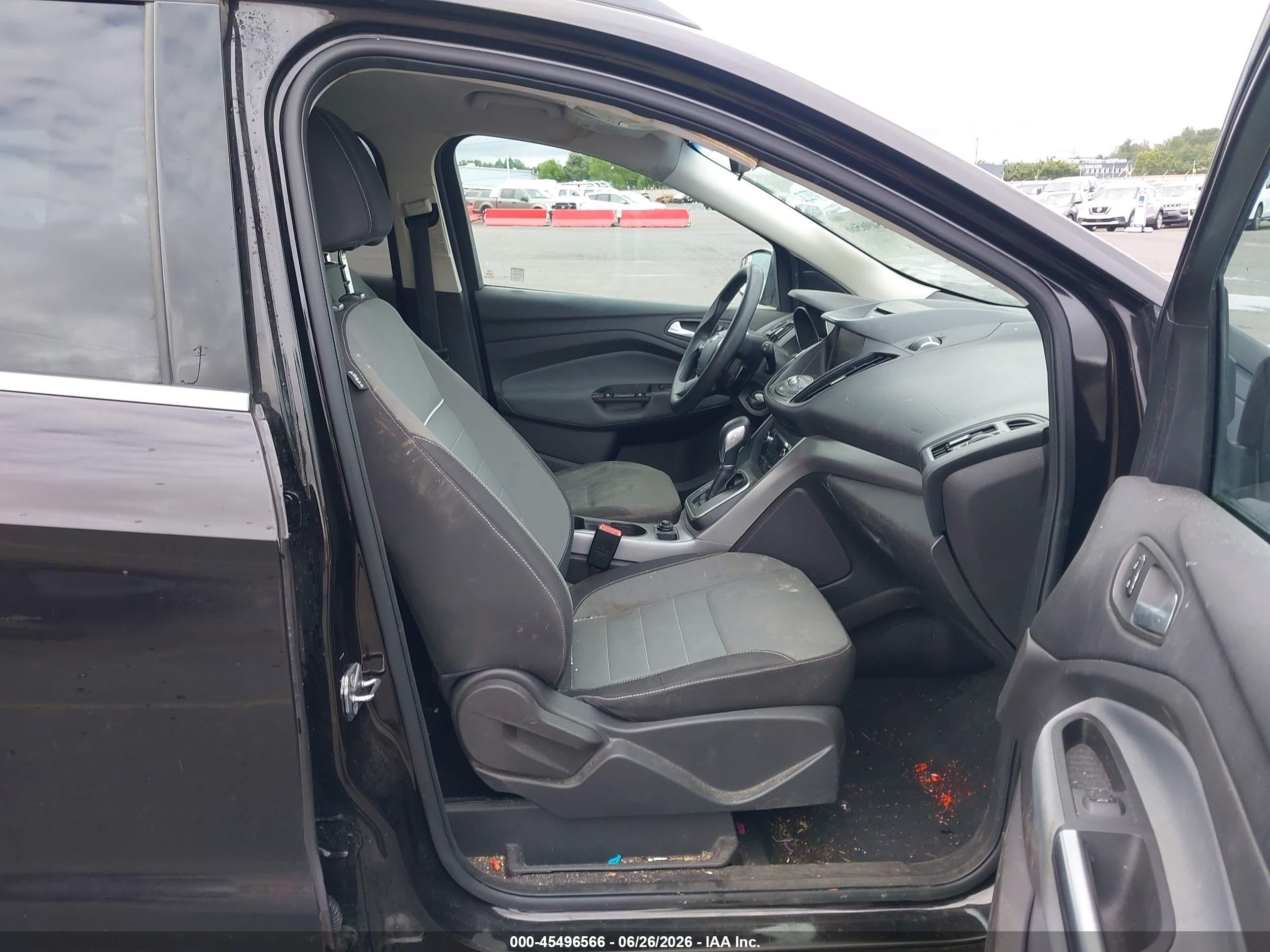 2013 Ford Escape Se Черный vin: 1FMCU0GX8DUA78668