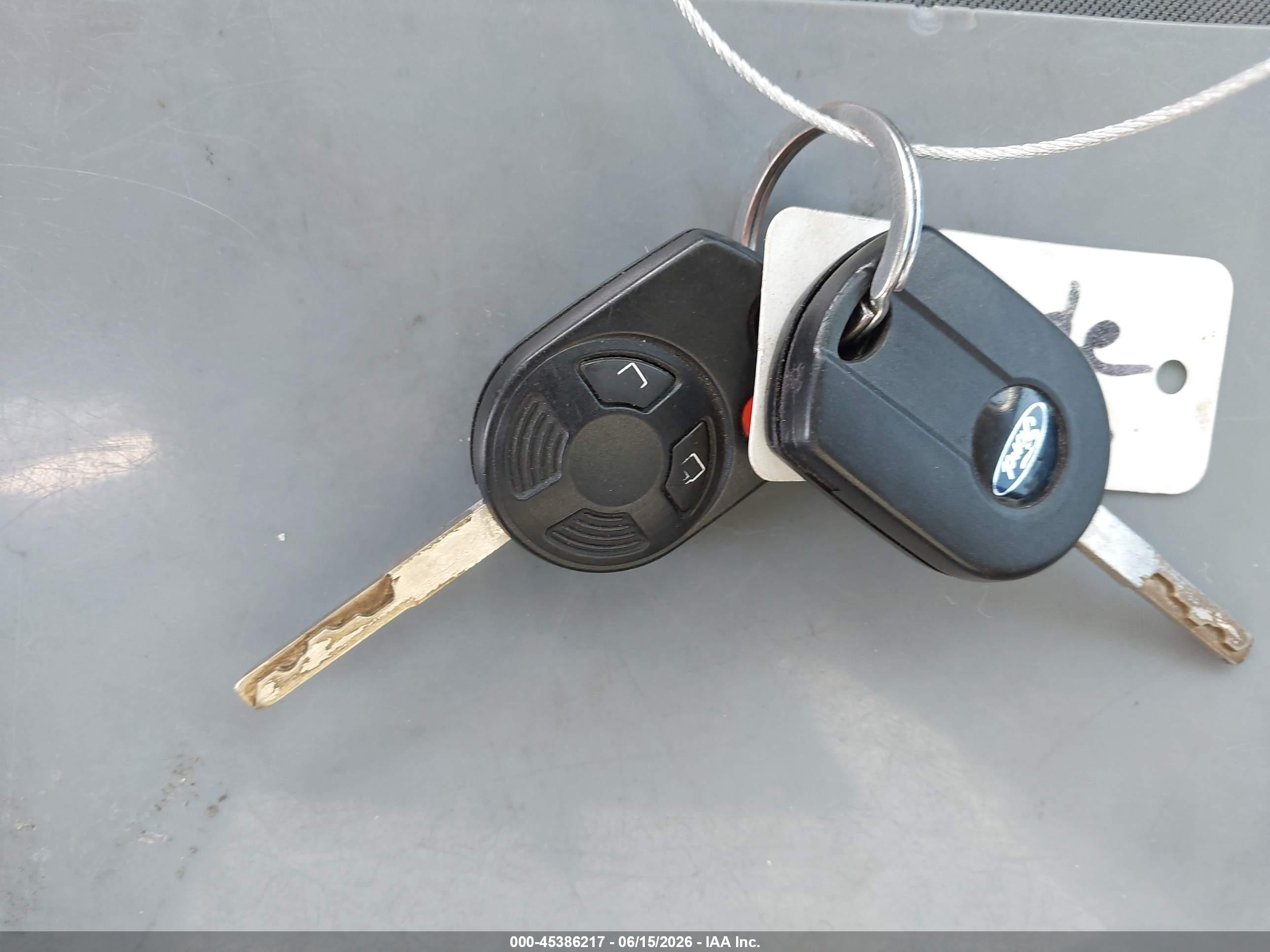 2013 Ford Escape Se Blue vin: 1FMCU0GX8DUB06288