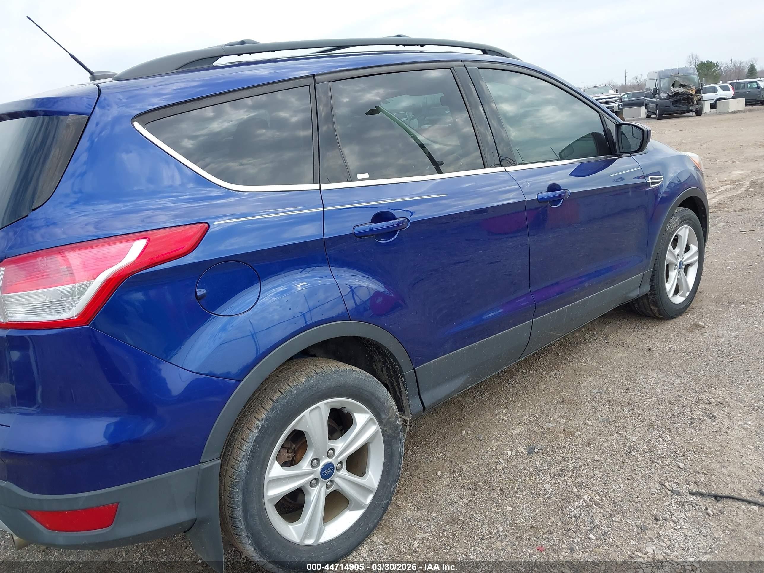 2013 Ford Escape Se Blue vin: 1FMCU0GX8DUB22068