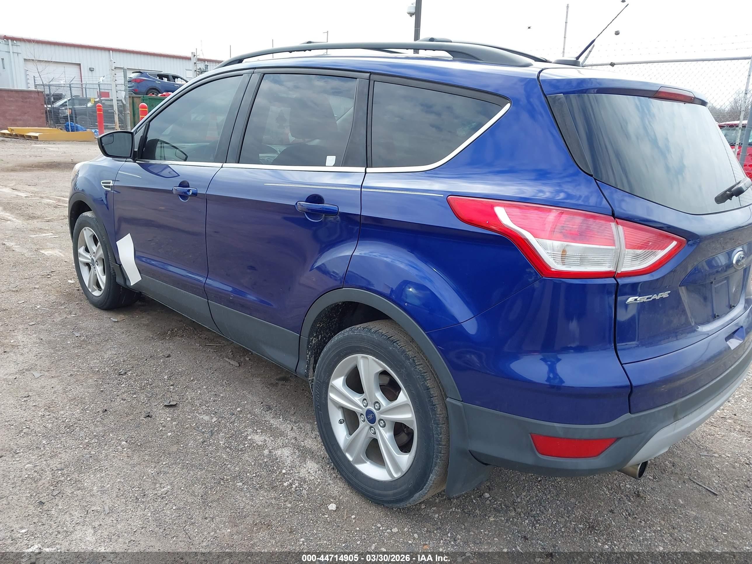 2013 Ford Escape Se Blue vin: 1FMCU0GX8DUB22068