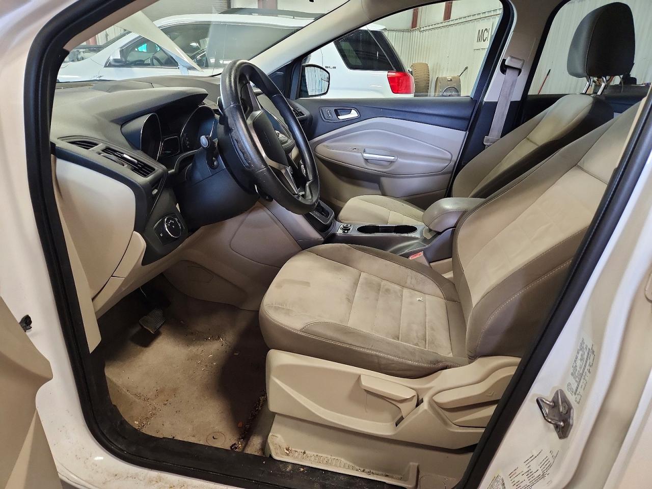 2013 Ford Escape Se White vin: 1FMCU0GX8DUB74073