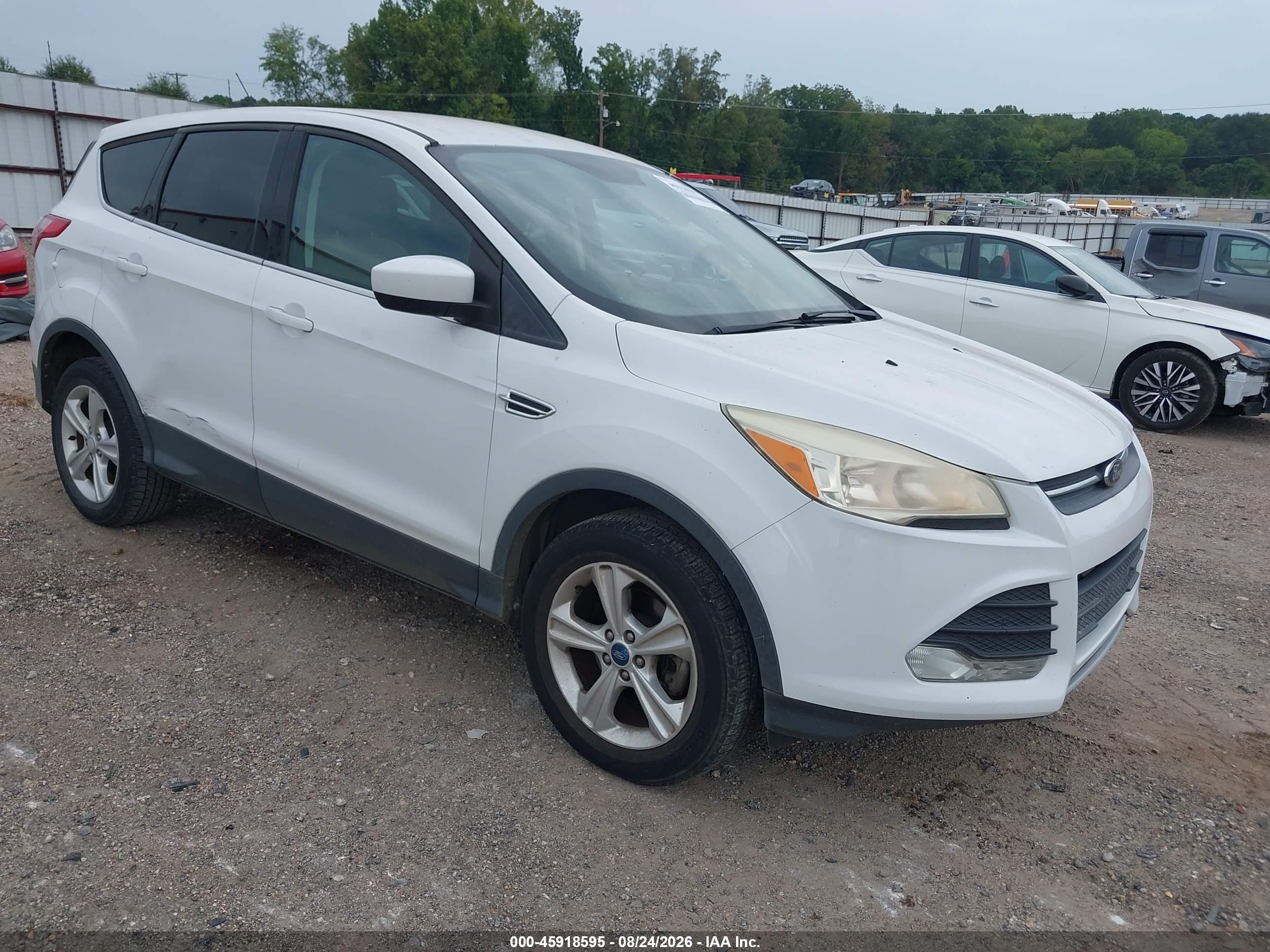 2013 Ford Escape Se White vin: 1FMCU0GX8DUC04379