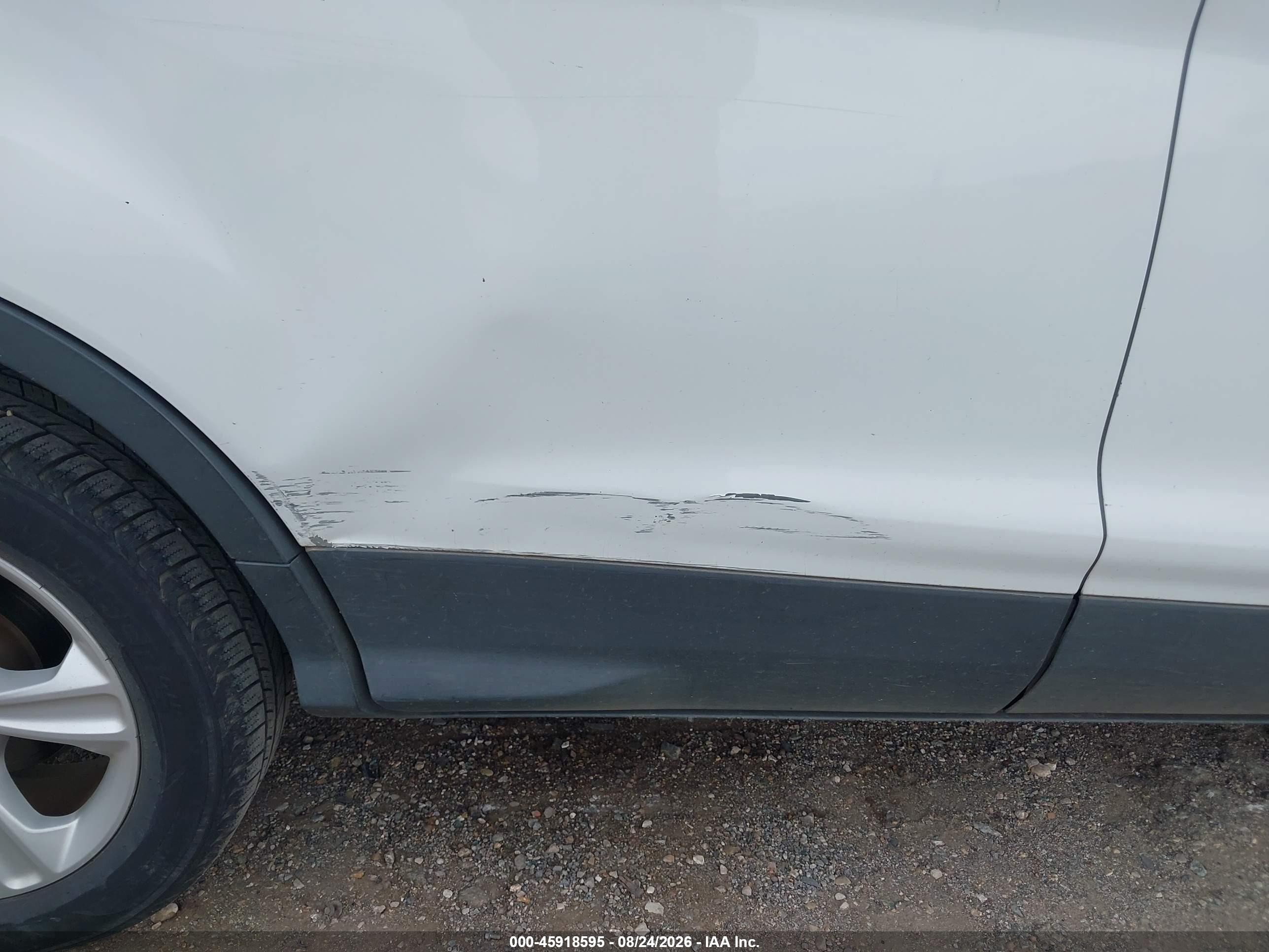 2013 Ford Escape Se Белый vin: 1FMCU0GX8DUC04379