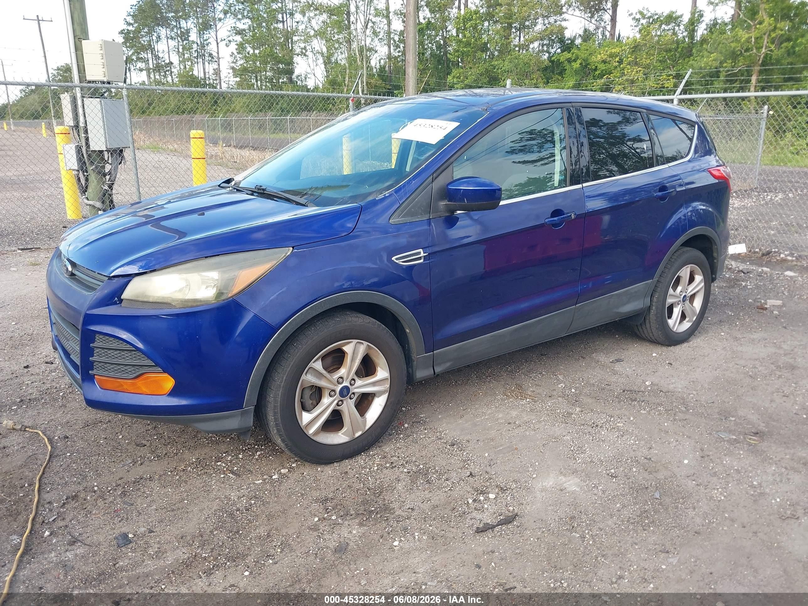 2013 Ford Escape Se Синий vin: 1FMCU0GX8DUC47068