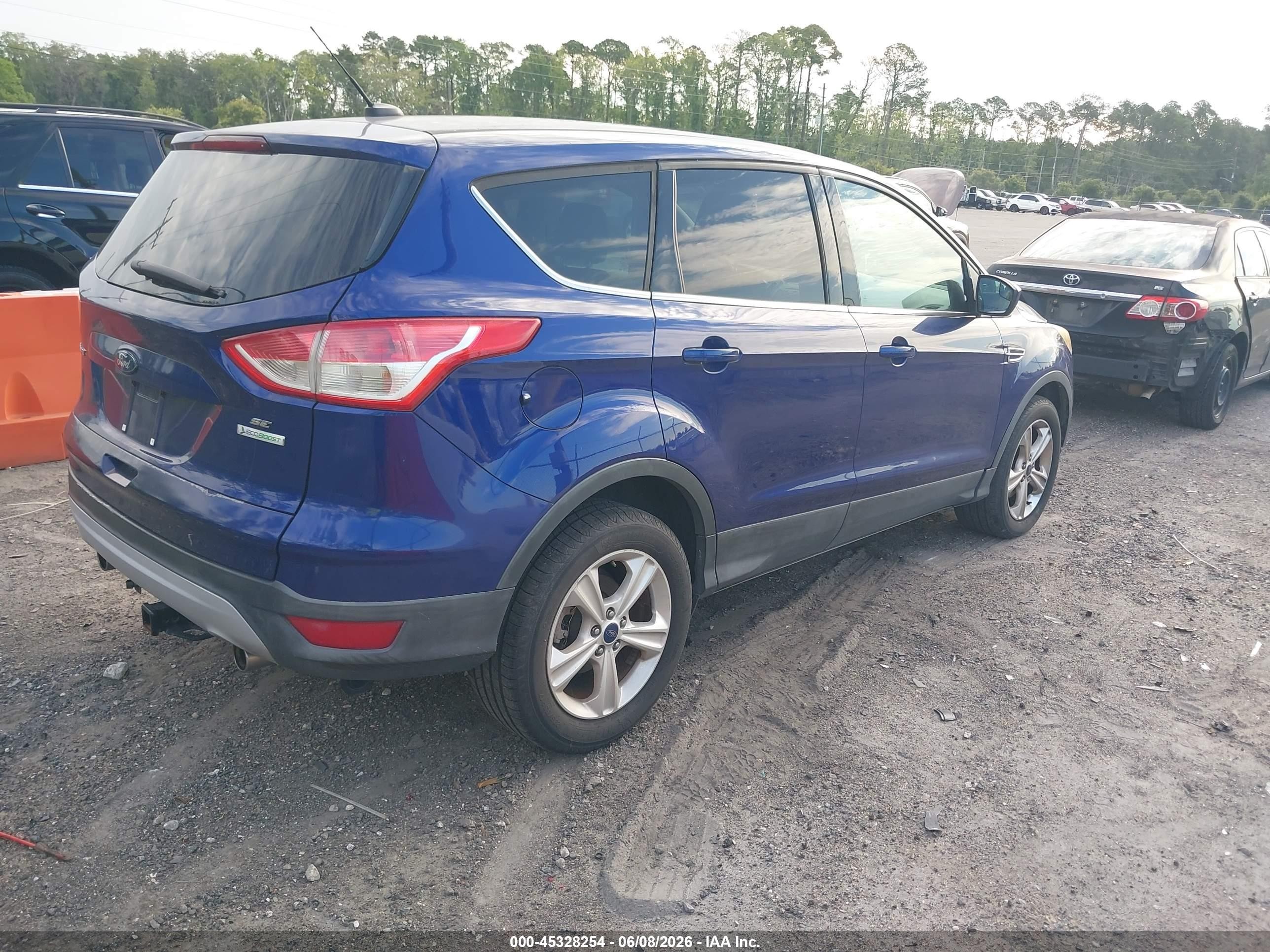 2013 Ford Escape Se Синий vin: 1FMCU0GX8DUC47068