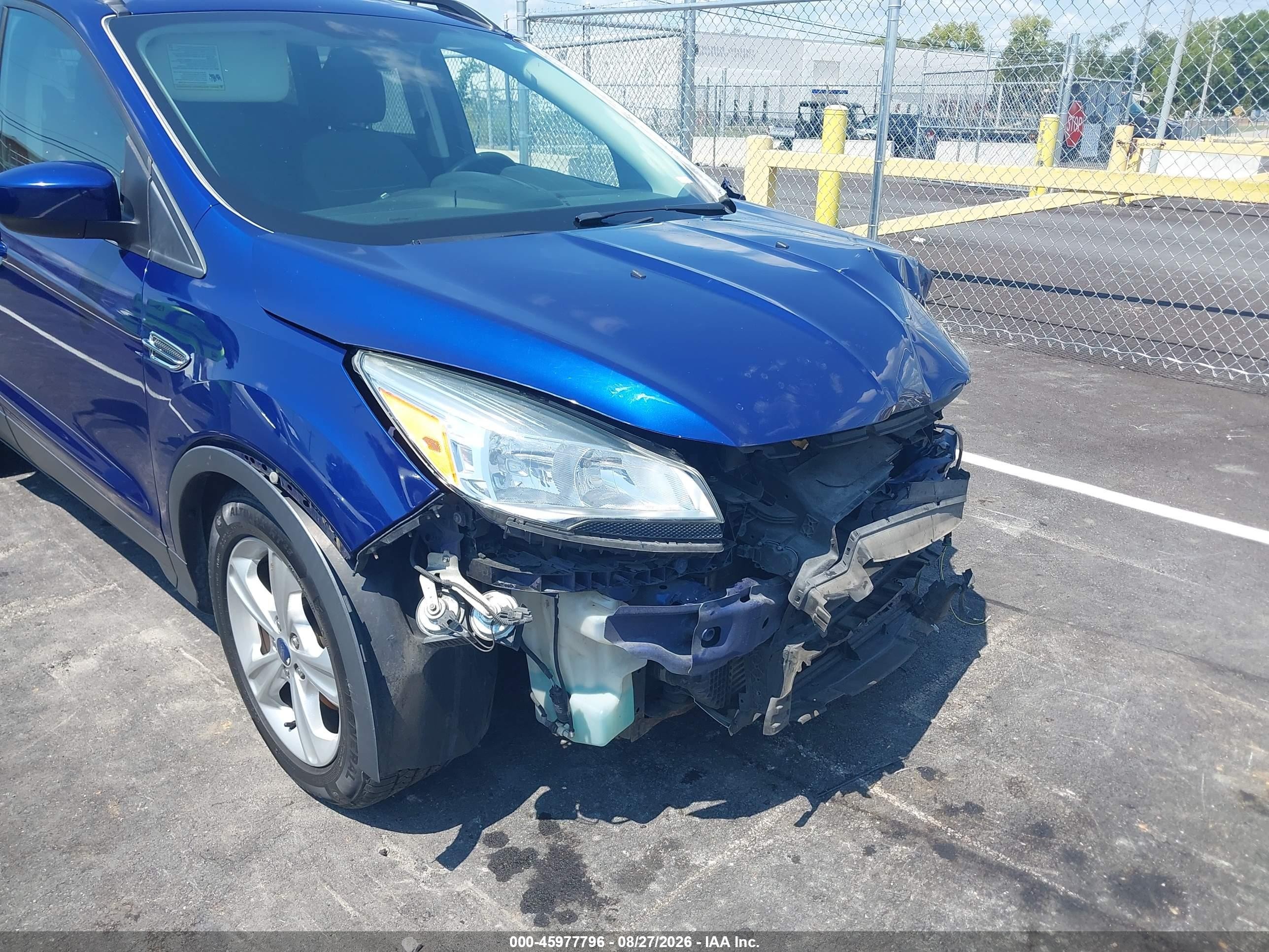 2013 Ford Escape Se Blue vin: 1FMCU0GX8DUD09276
