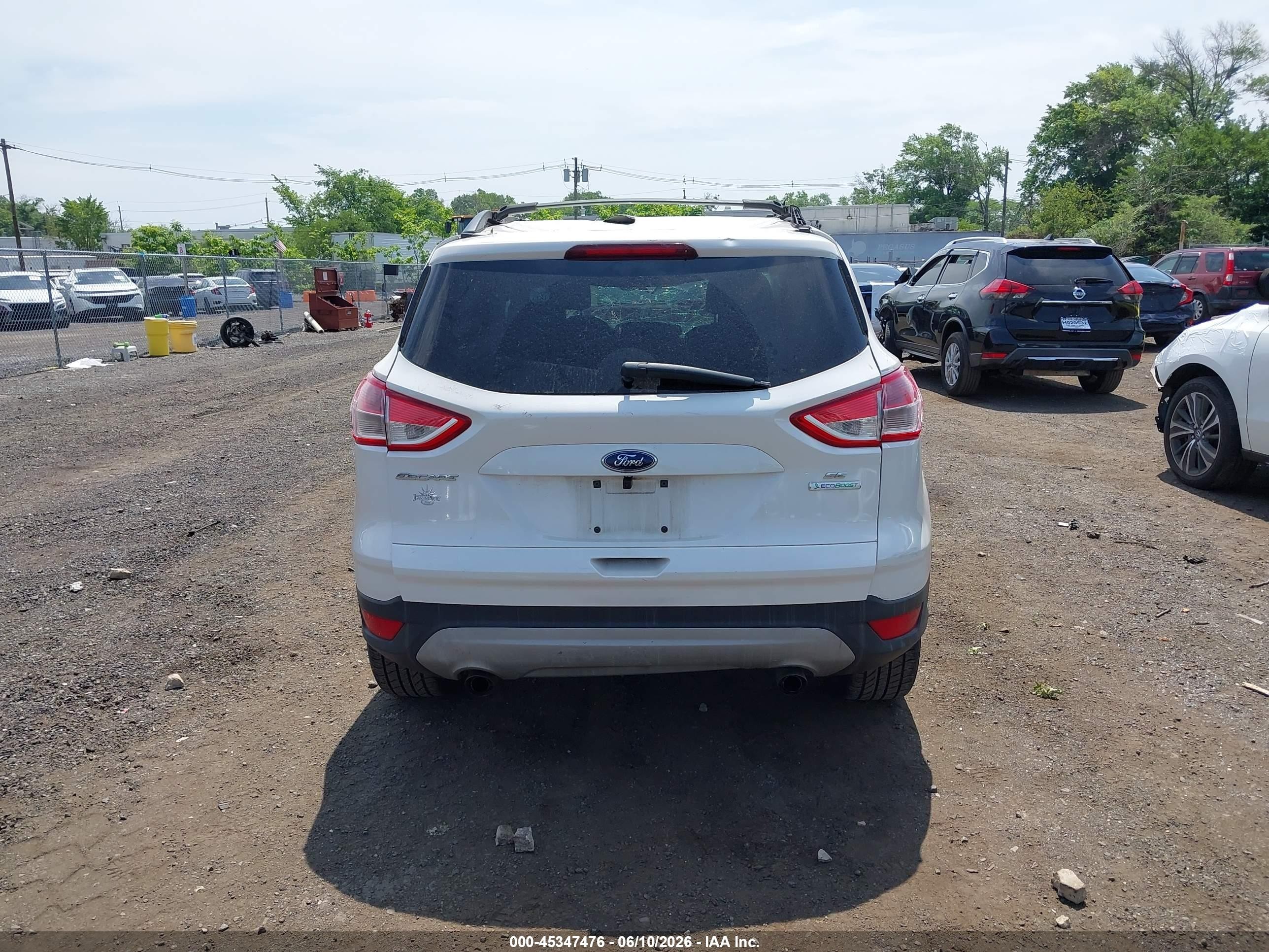 2013 Ford Escape Se White vin: 1FMCU0GX8DUD46988