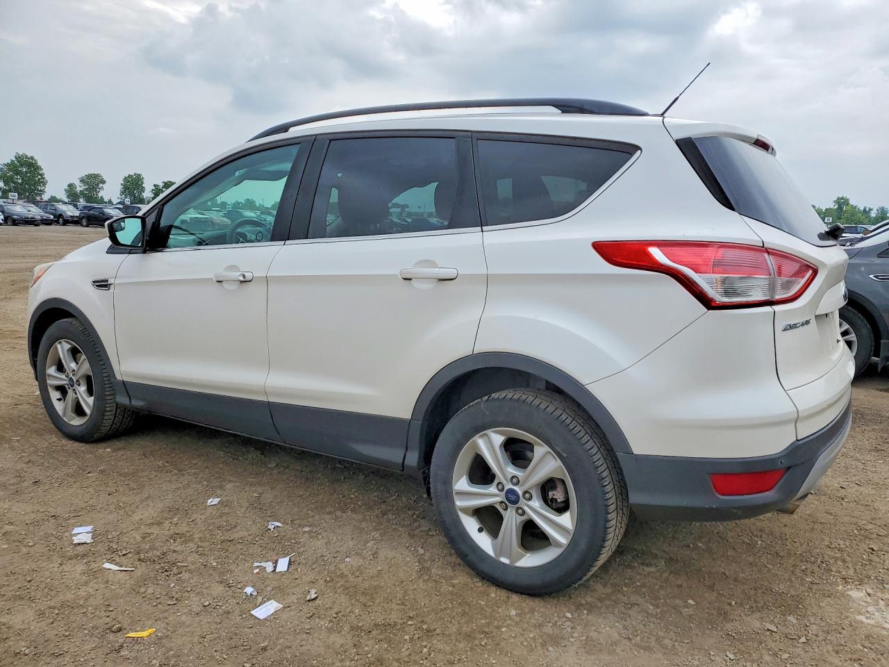 2014 Ford Escape Se White vin: 1FMCU0GX8EUA32159