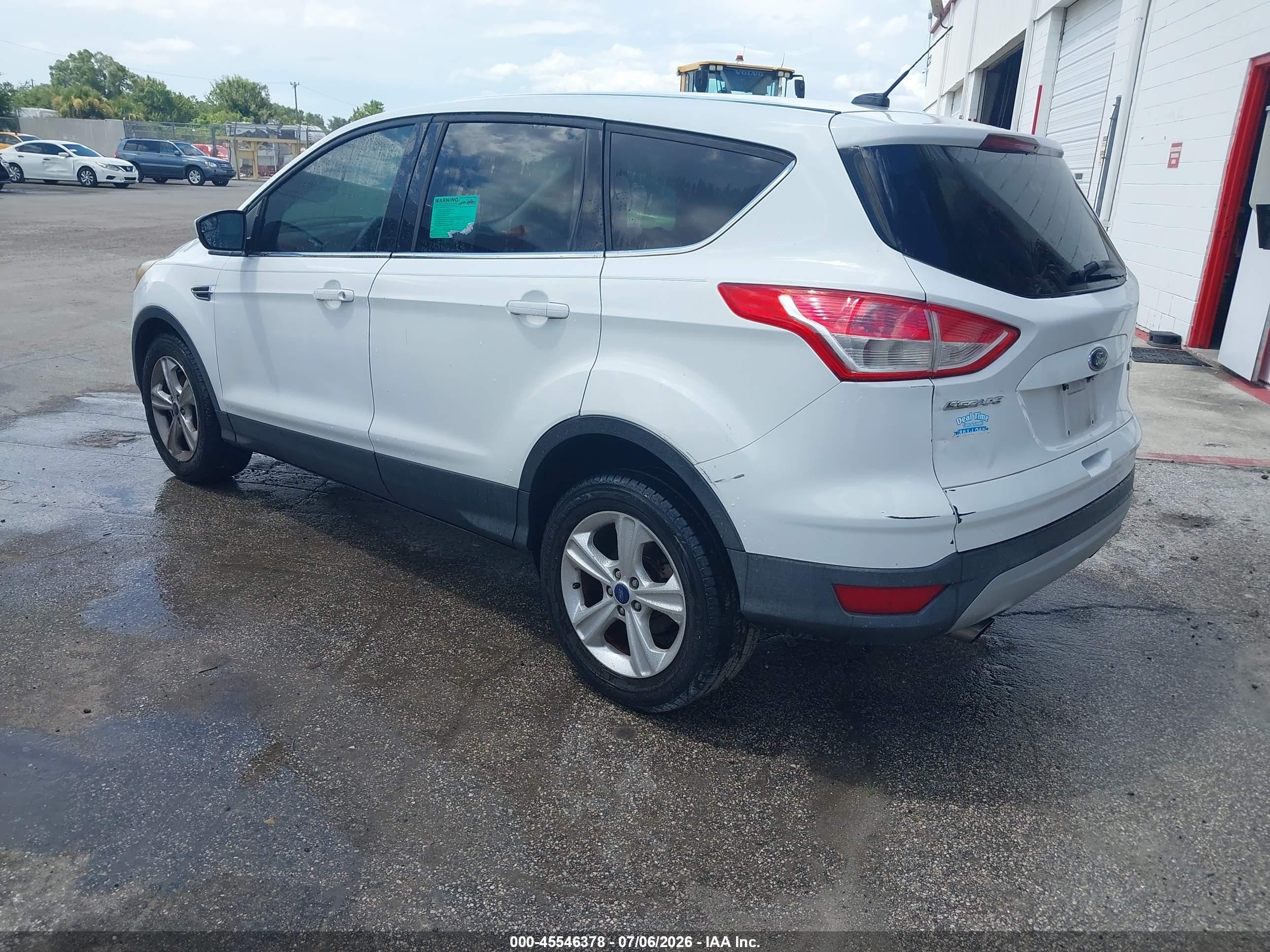 2014 Ford Escape Se White vin: 1FMCU0GX8EUB55637