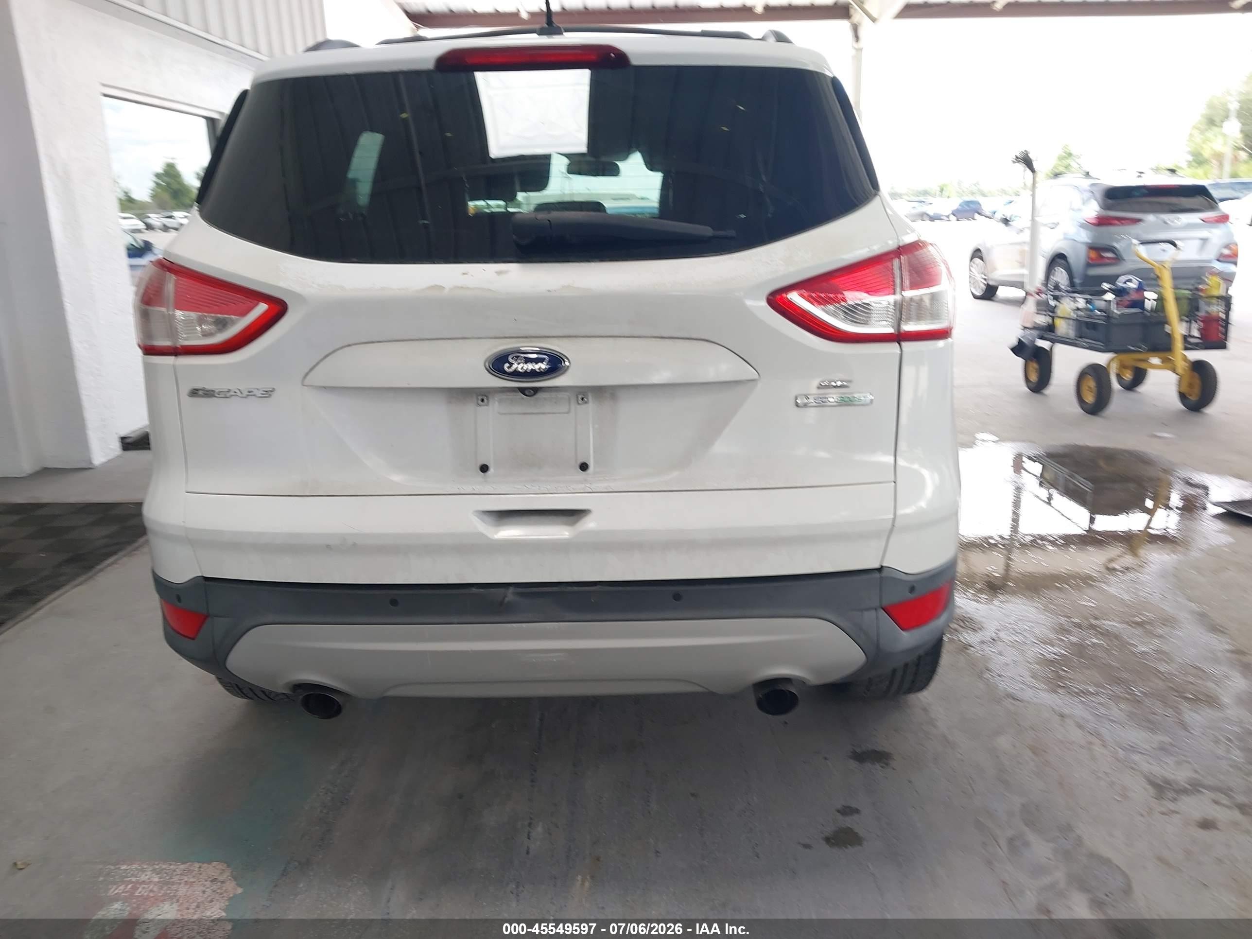 2014 Ford Escape Se Белый vin: 1FMCU0GX8EUB63656