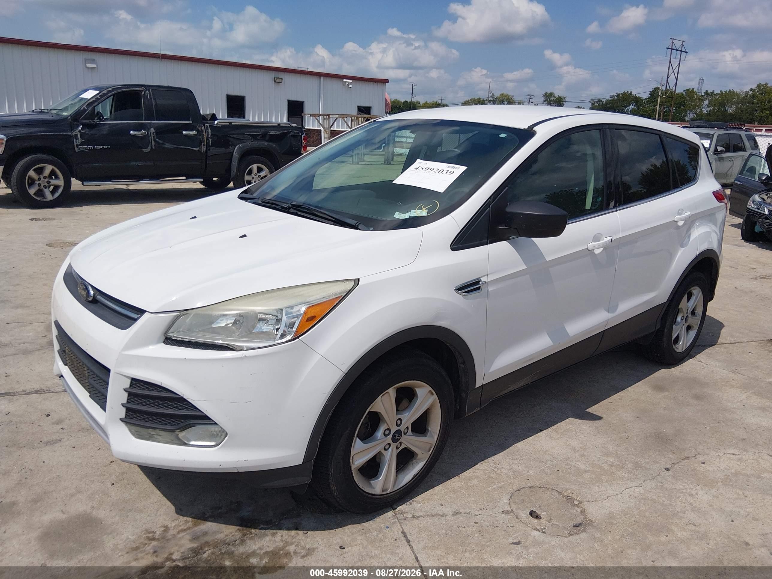 2014 Ford Escape Se White vin: 1FMCU0GX8EUC37111
