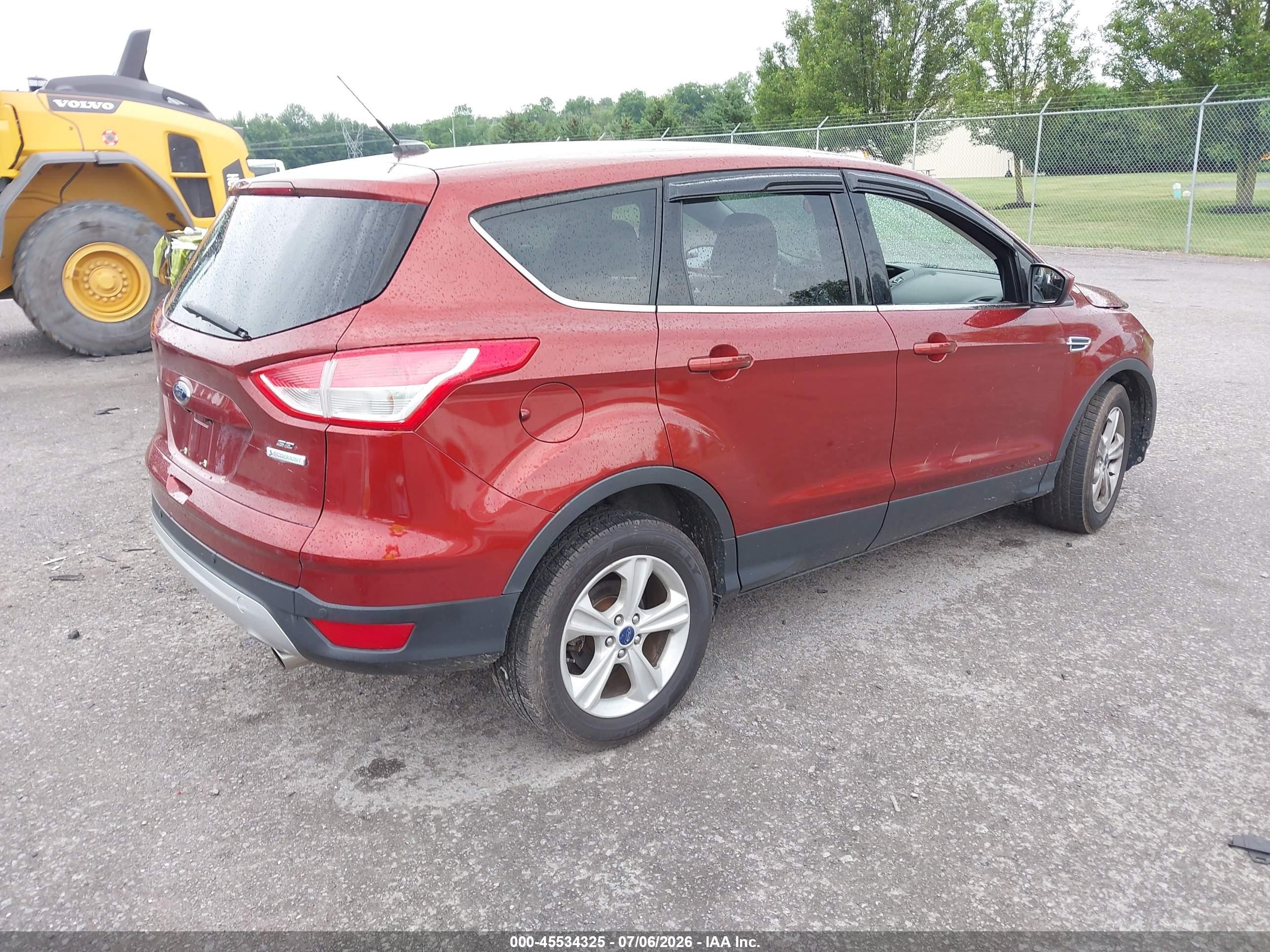 2014 Ford Escape Se Красный vin: 1FMCU0GX8EUC82596