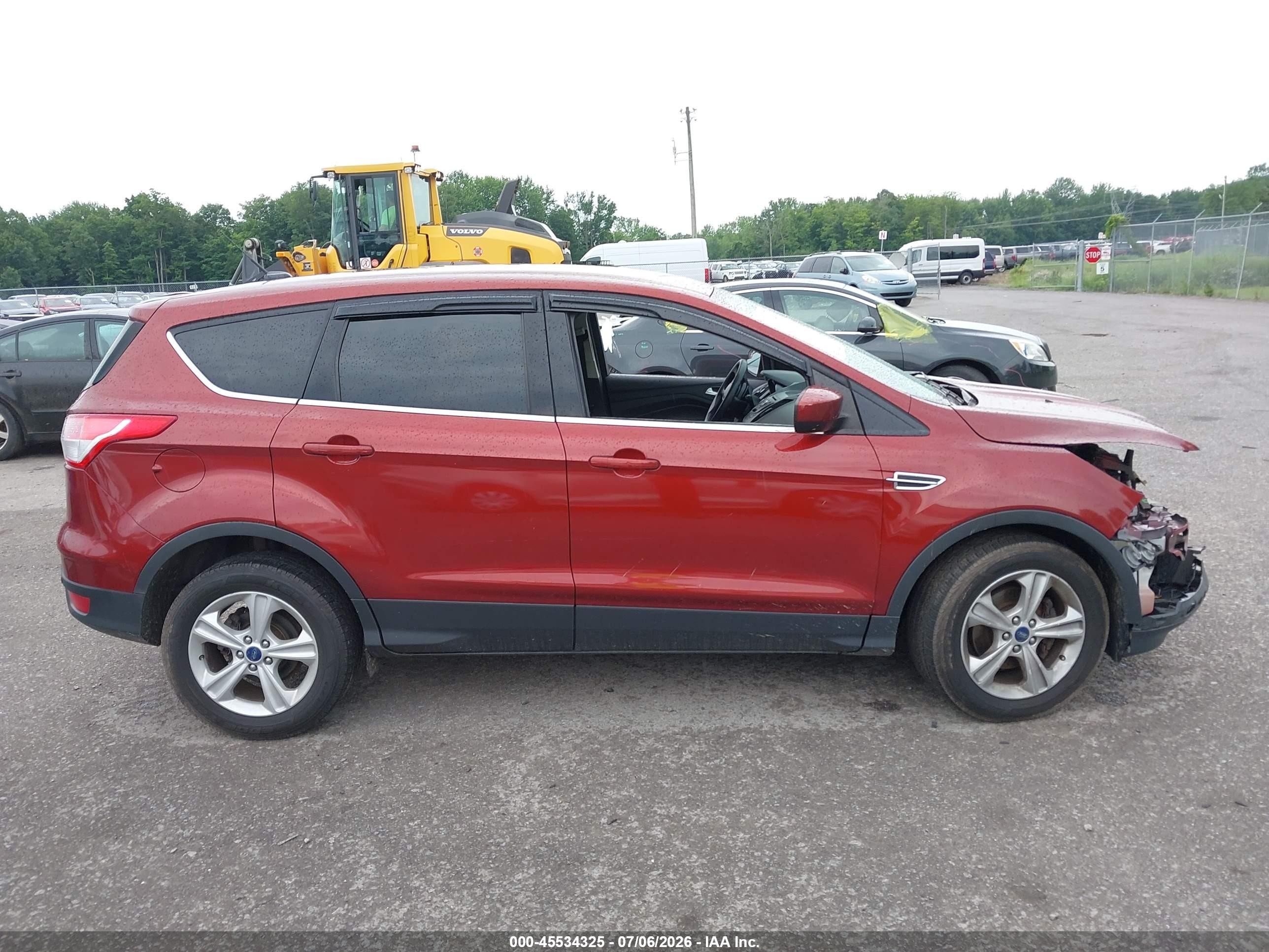 2014 Ford Escape Se Красный vin: 1FMCU0GX8EUC82596