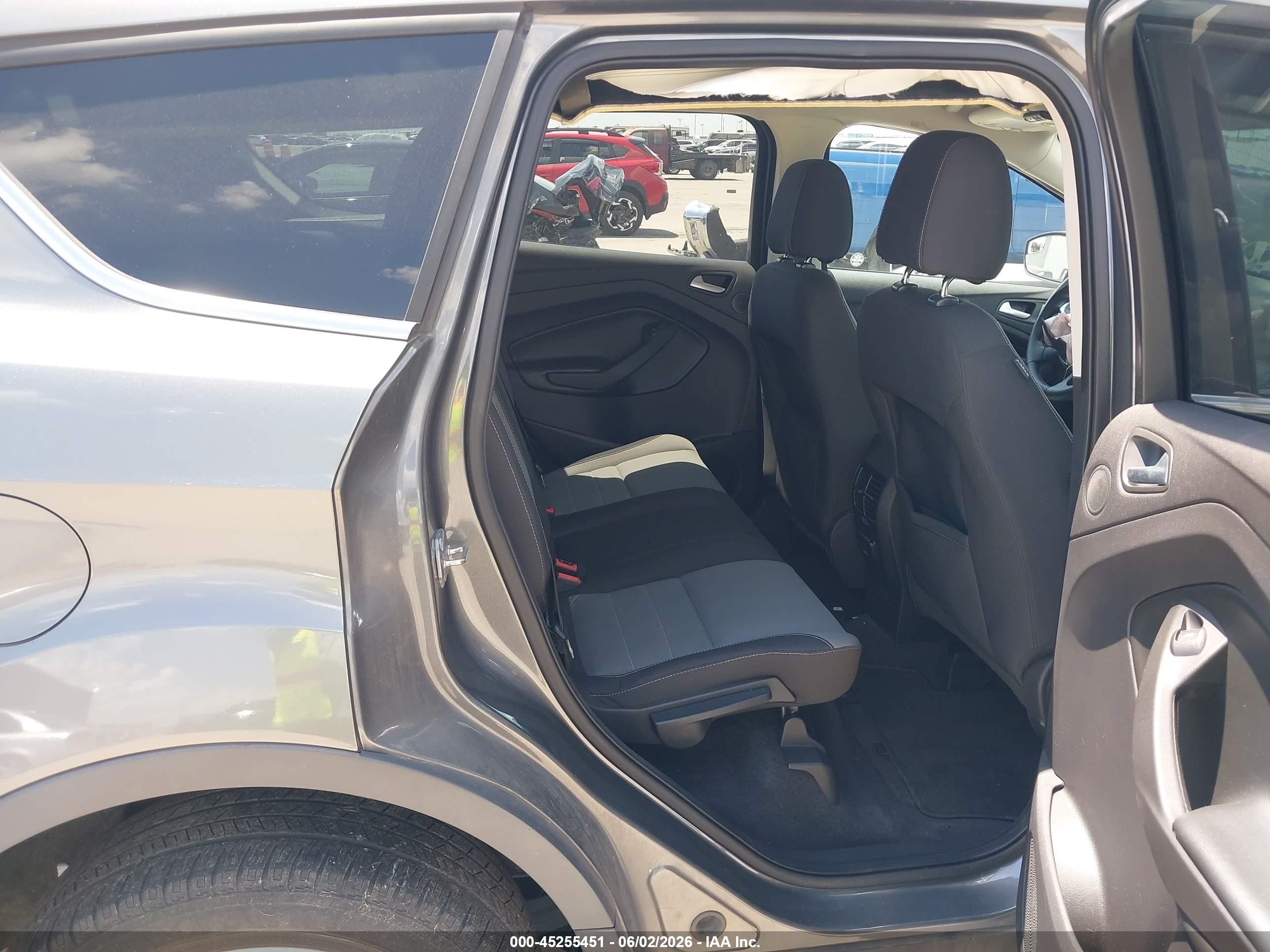 2014 Ford Escape Se Gray vin: 1FMCU0GX8EUD24197